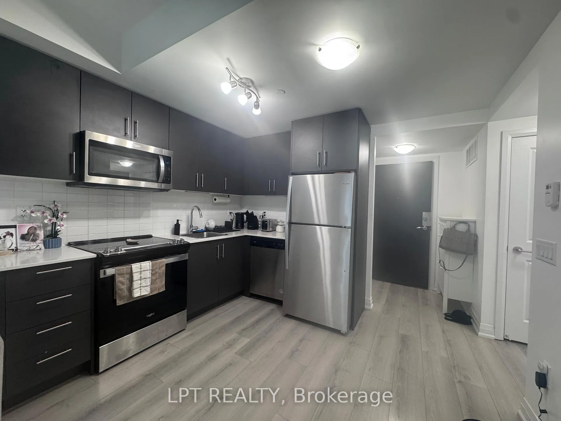 Photo 11 of Unit 238, 85 Attmar Drive, Brampton, Bram East — HOMEH