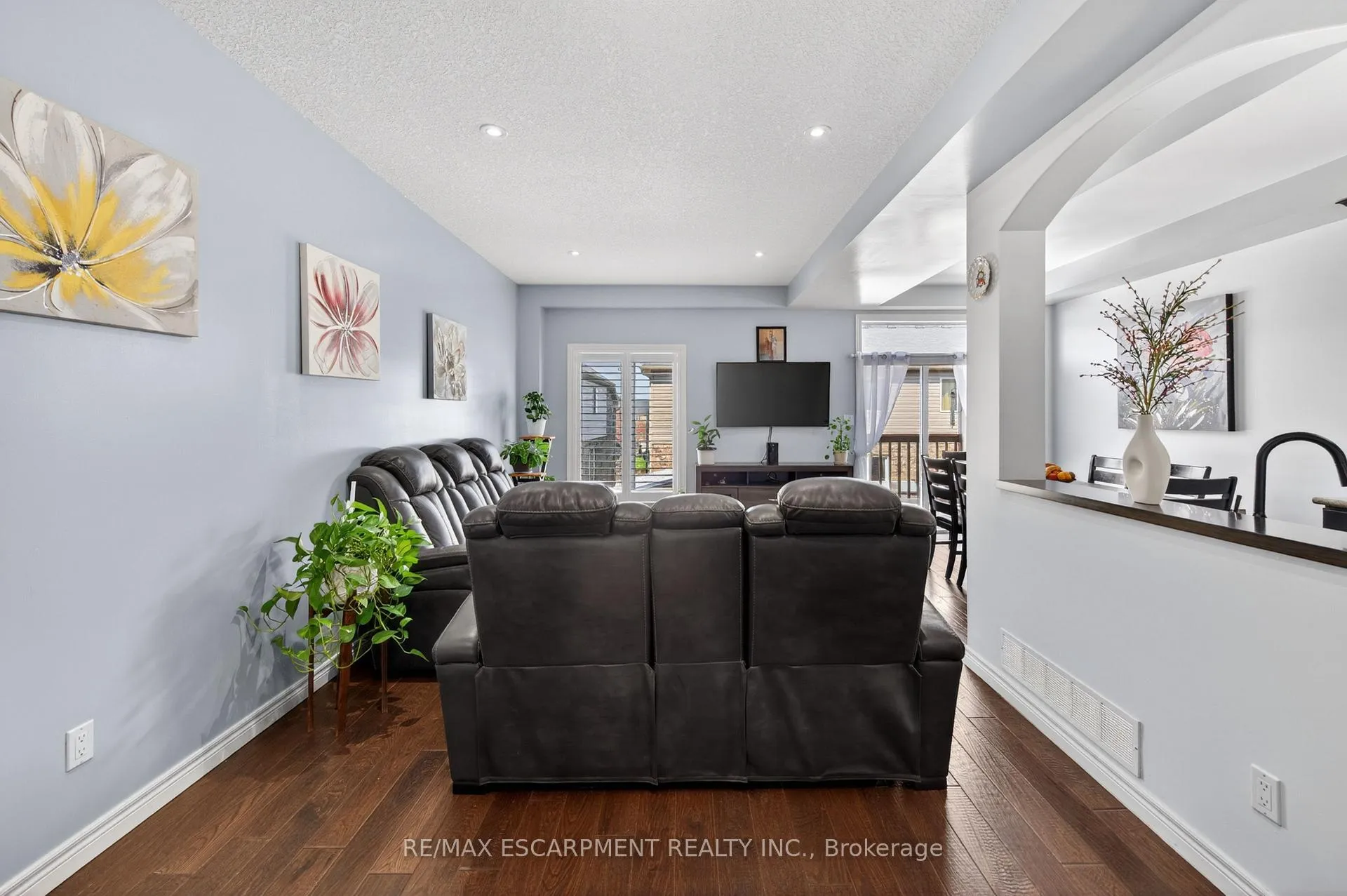 Photo 10 of 88 Highgate Drive, Hamilton, Stoney Creek Mountain — HOMEH