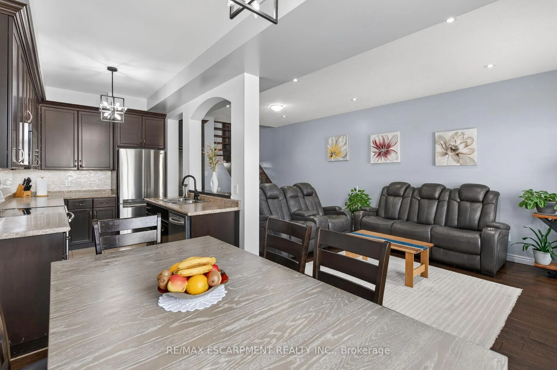 Photo 19 of 88 Highgate Drive, Hamilton, Stoney Creek Mountain — HOMEH