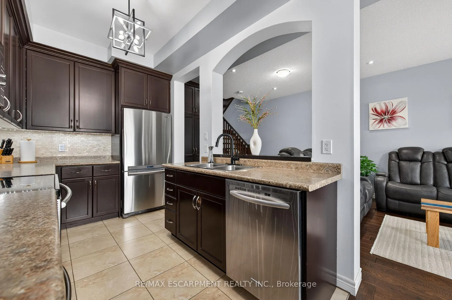 Photo 22 of 88 Highgate Drive, Hamilton, Stoney Creek Mountain — HOMEH