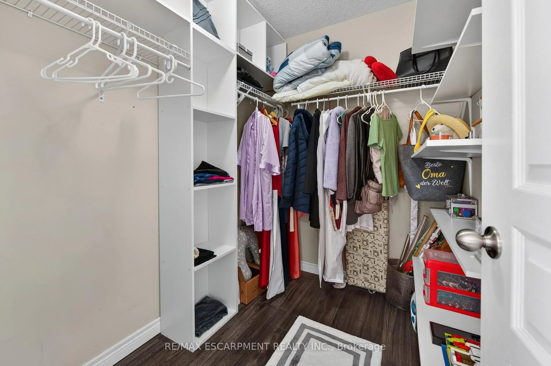 Photo 33 of 88 Highgate Drive, Hamilton, Stoney Creek Mountain — HOMEH