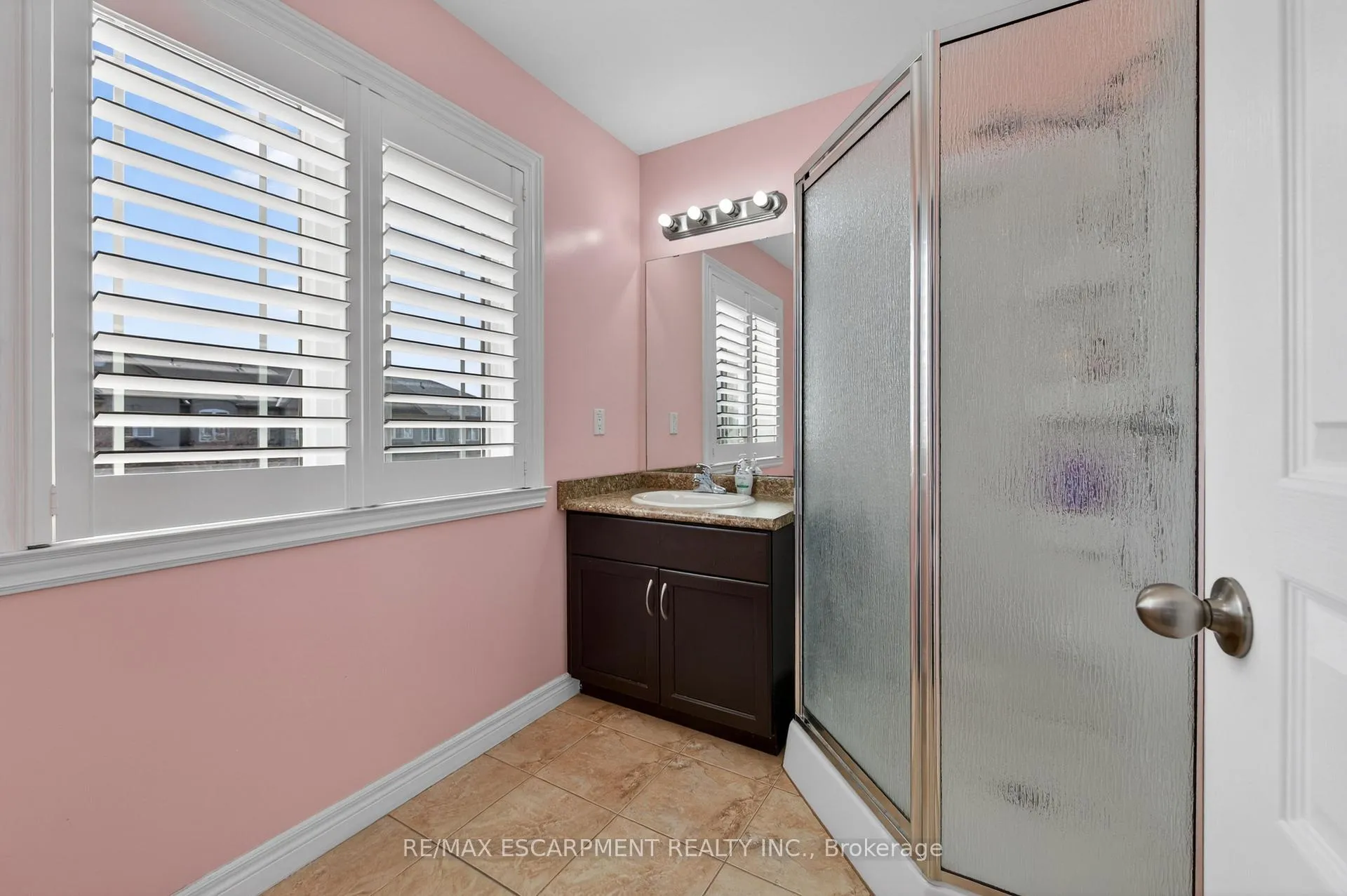 Photo 34 of 88 Highgate Drive, Hamilton, Stoney Creek Mountain — HOMEH