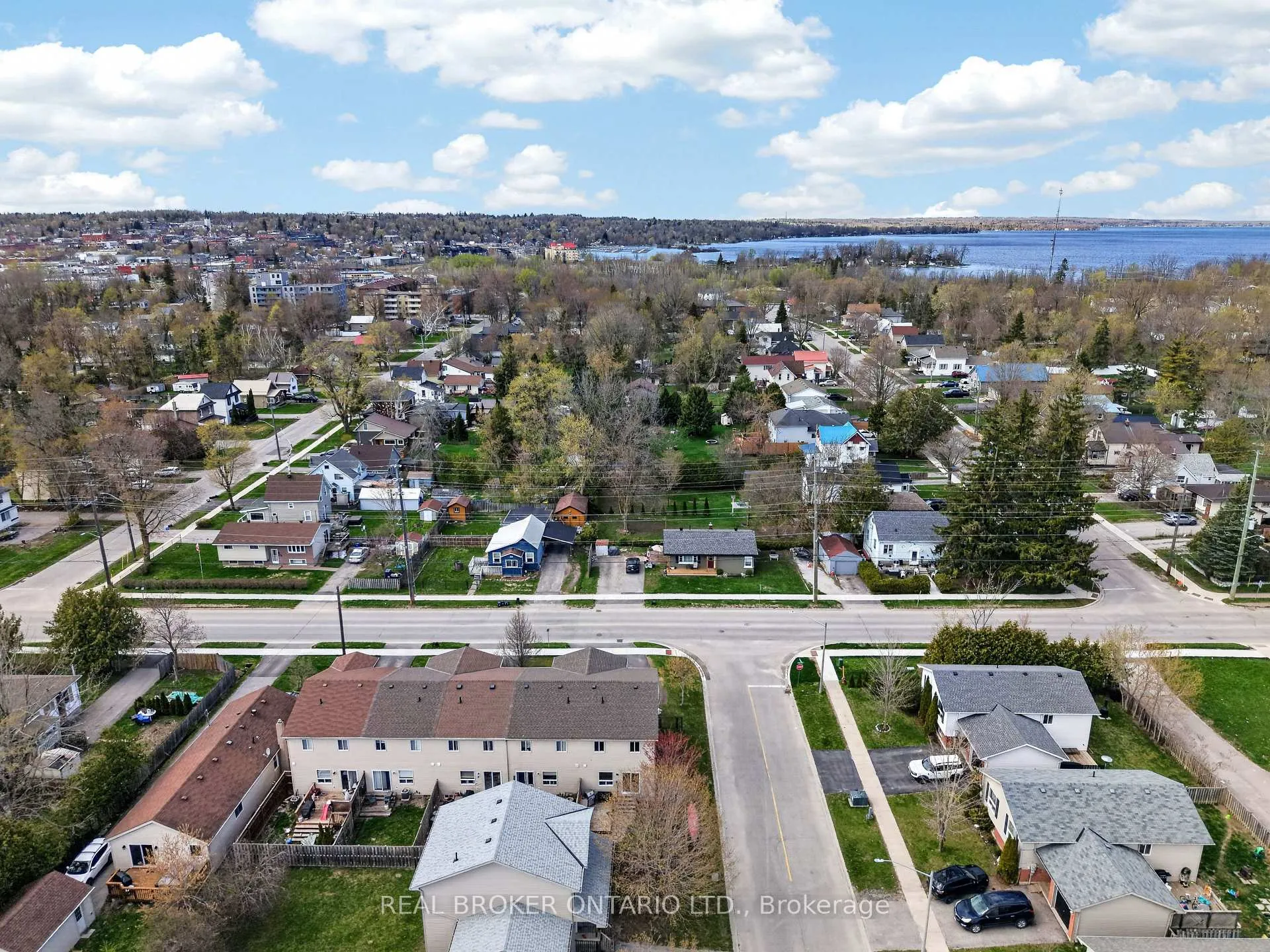 Photo 23 of 131 James Street E, Orillia — HOMEH