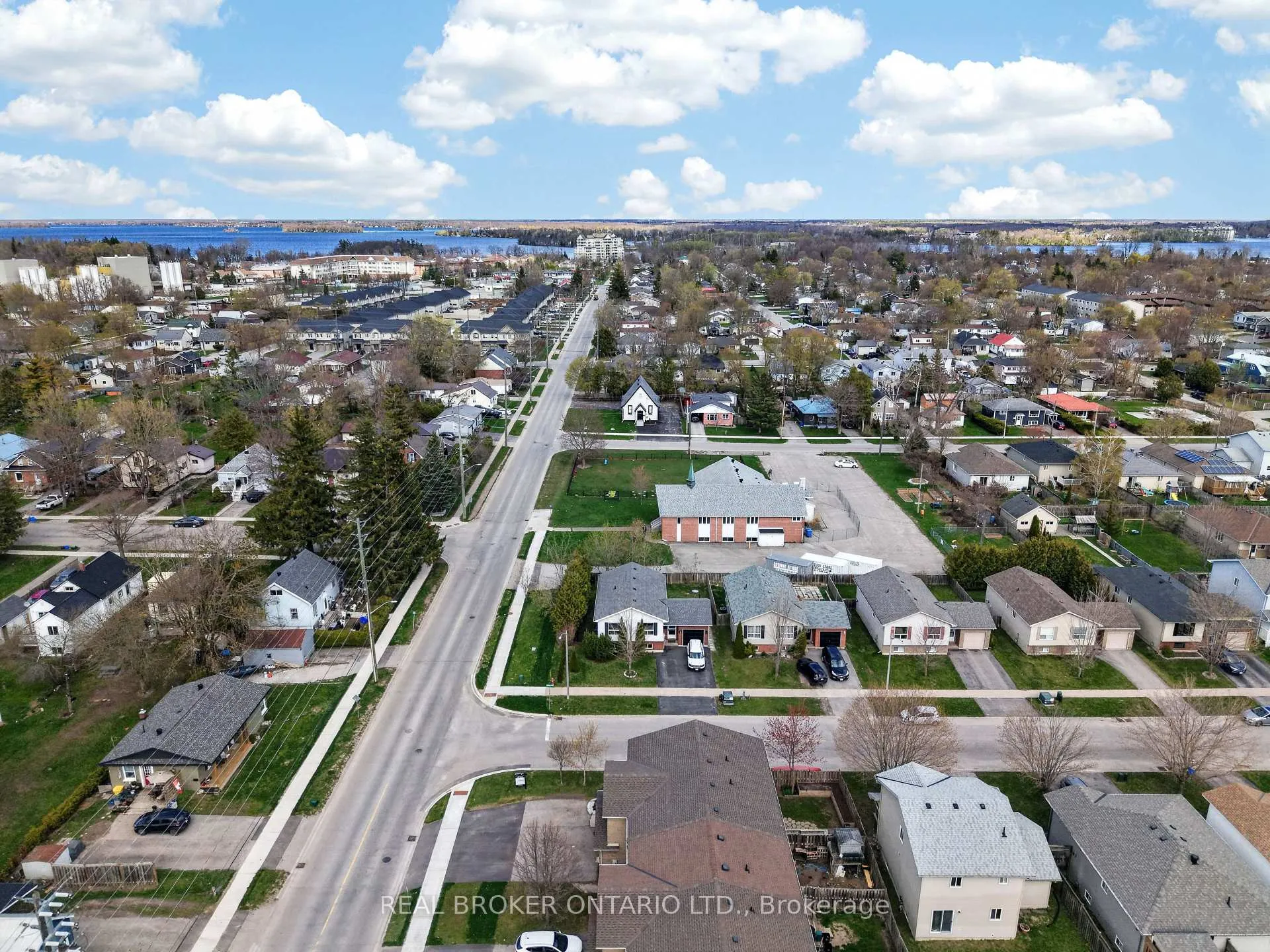 Photo 24 of 131 James Street E, Orillia — HOMEH