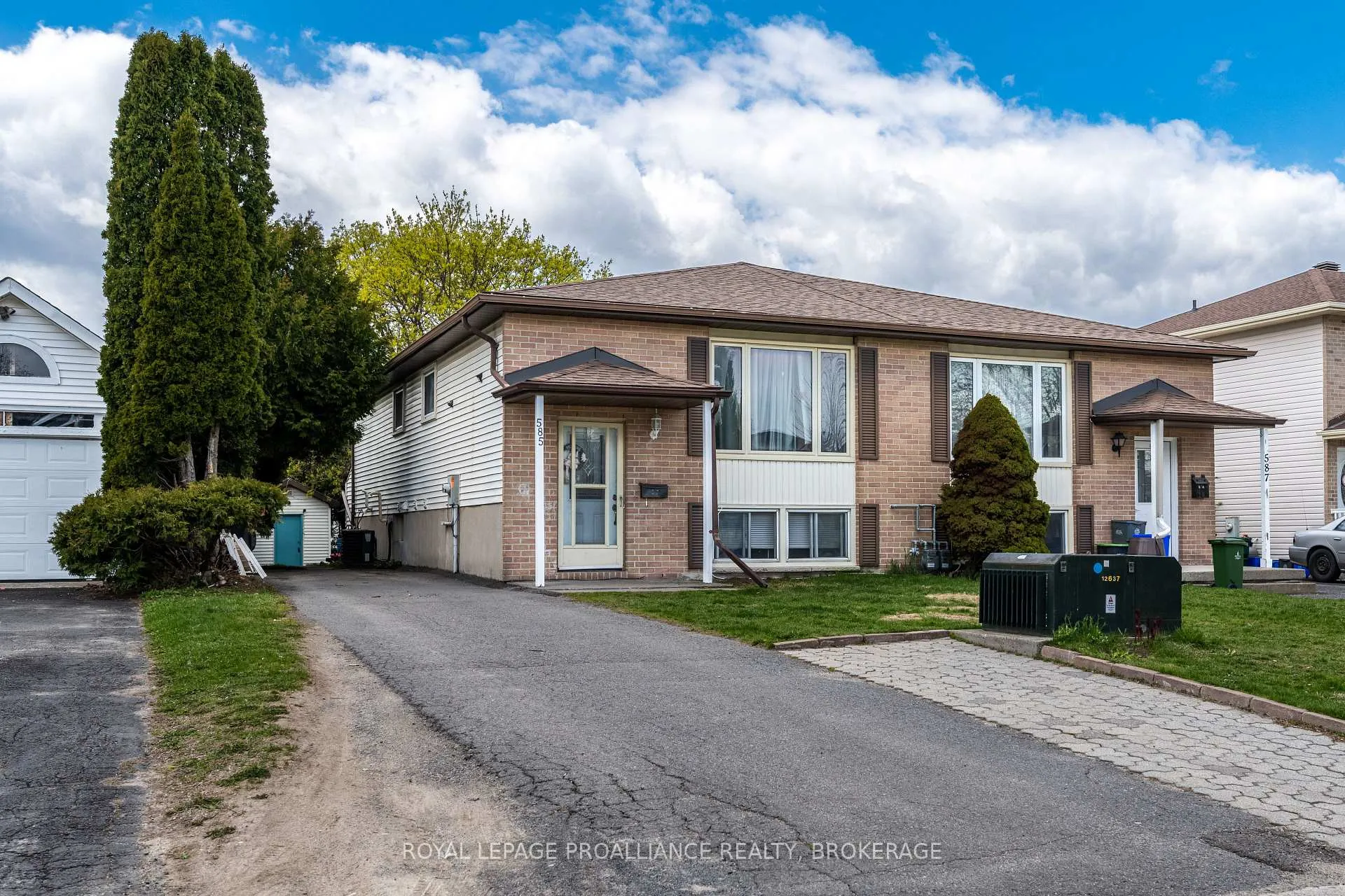 Front of 585 Gavin Court