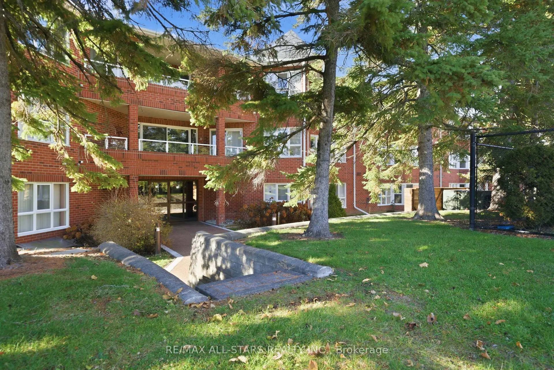 Photo 36 of Unit 312, 4 Heritage Way, Kawartha Lakes, Lindsay — HOMEH