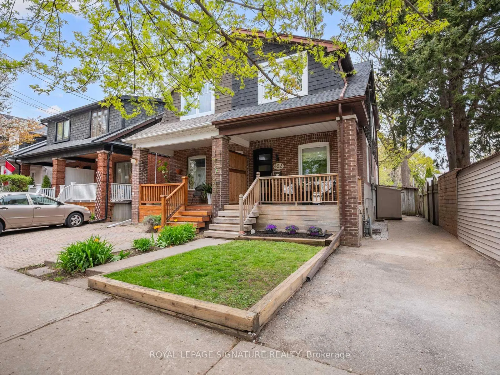 Photo 1 of 422 Davisville Avenue, Toronto, Mount Pleasant East — HOMEH