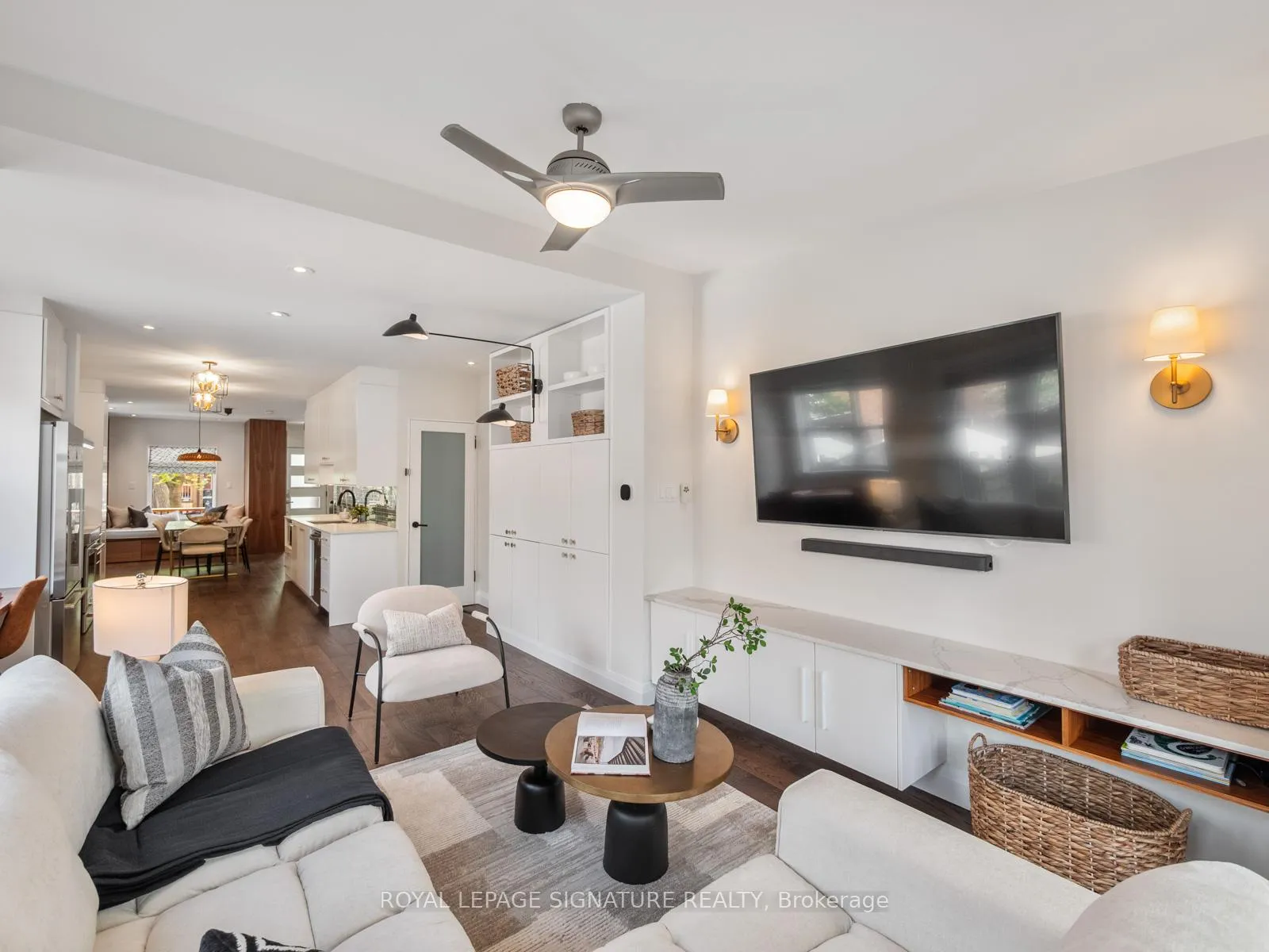 Photo 4 of 422 Davisville Avenue, Toronto, Mount Pleasant East — HOMEH