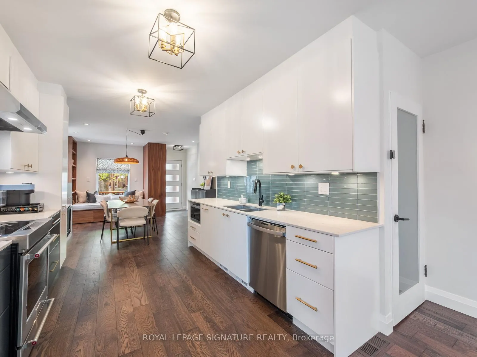 Photo 11 of 422 Davisville Avenue, Toronto, Mount Pleasant East — HOMEH