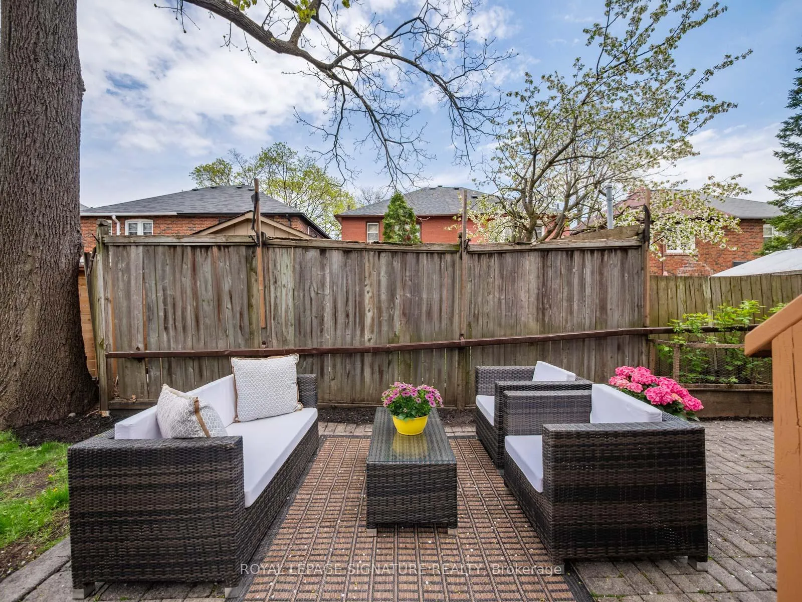 Photo 29 of 422 Davisville Avenue, Toronto, Mount Pleasant East — HOMEH