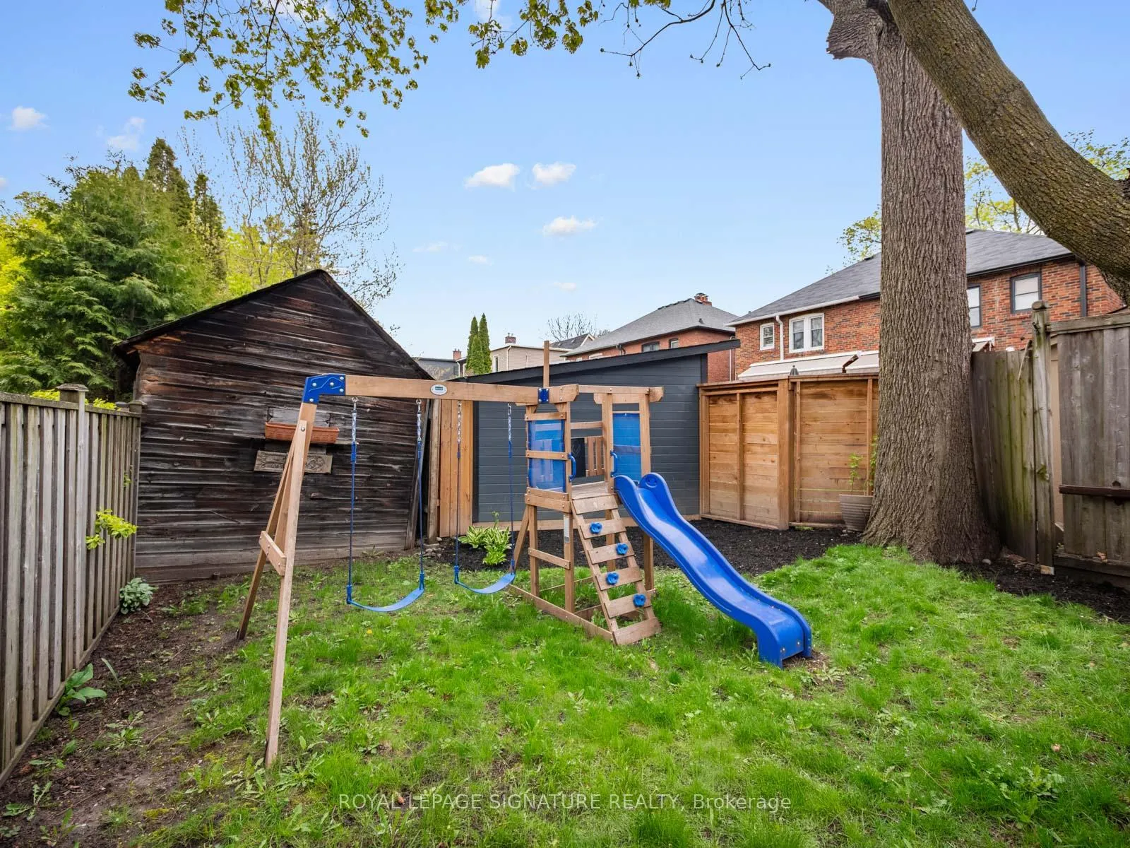 Photo 31 of 422 Davisville Avenue, Toronto, Mount Pleasant East — HOMEH