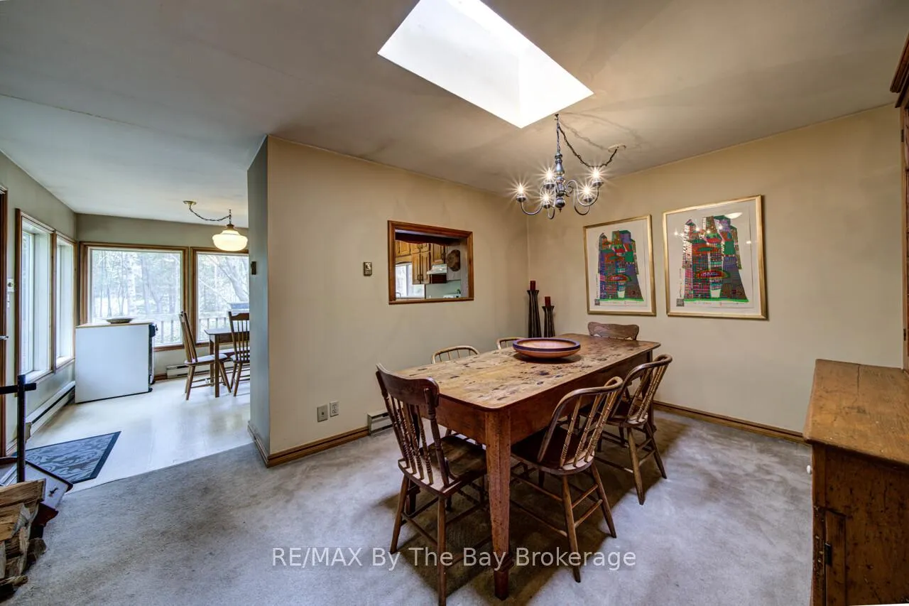 Photo 11 of 8308 County Road 9, Clearview, Creemore — HOMEH