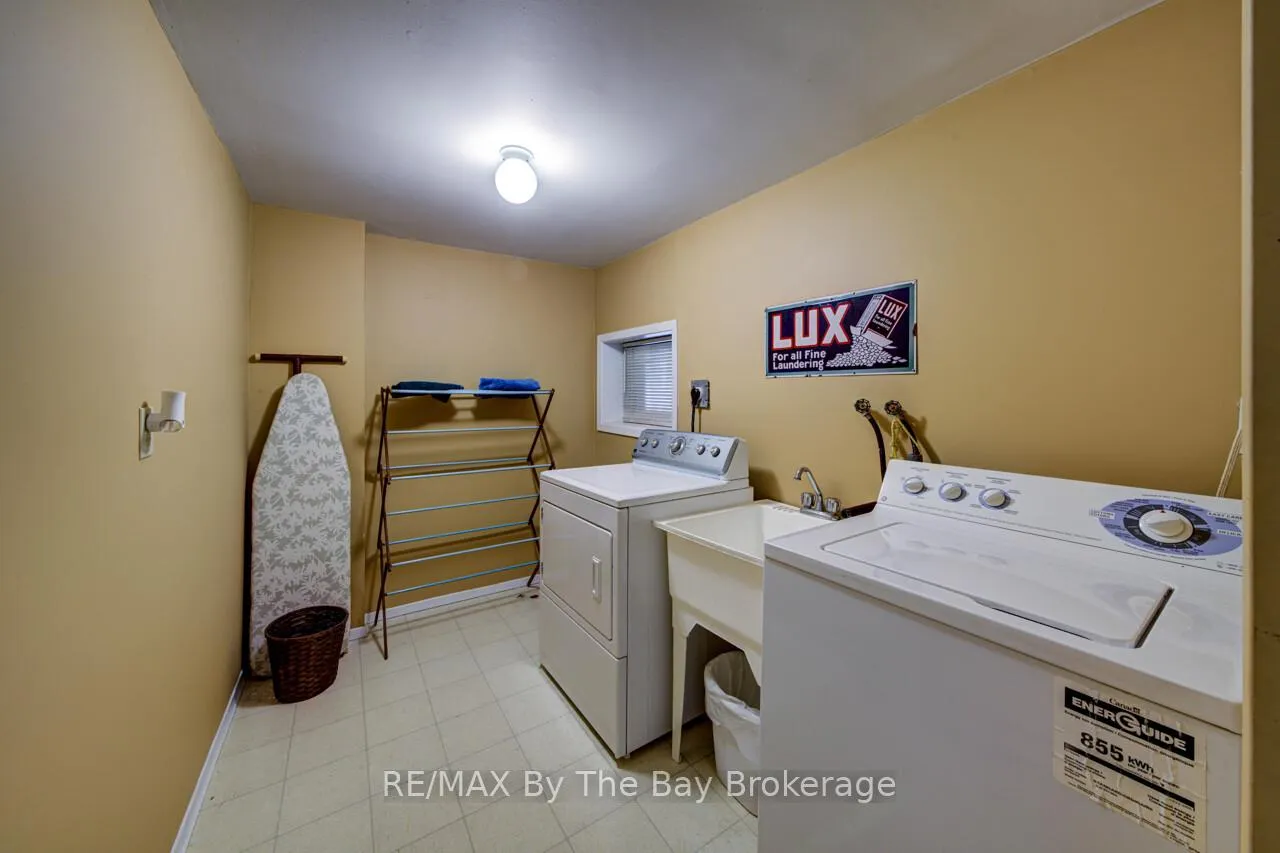 Photo 35 of 8308 County Road 9, Clearview, Creemore — HOMEH