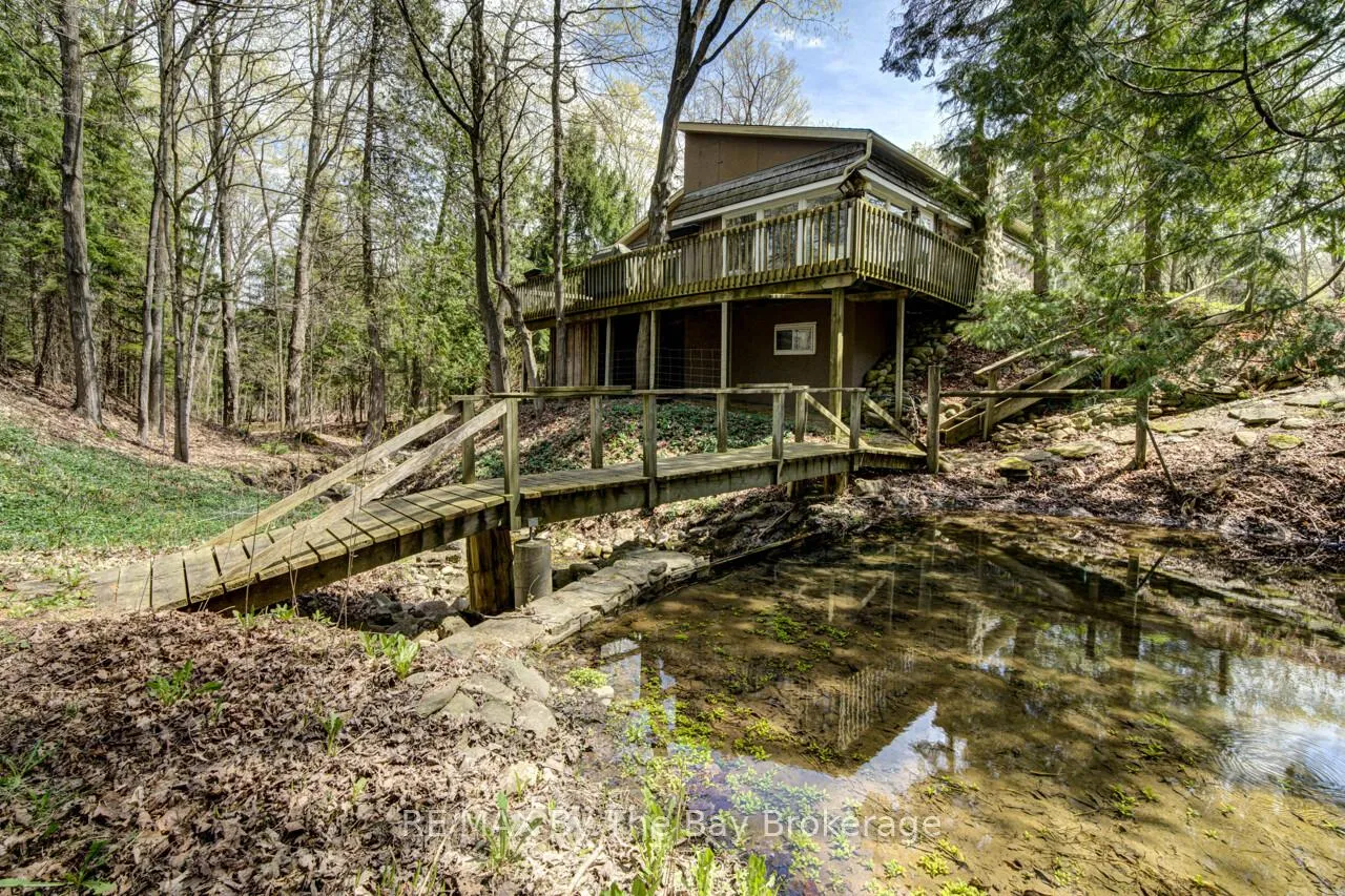 Photo 38 of 8308 County Road 9, Clearview, Creemore — HOMEH