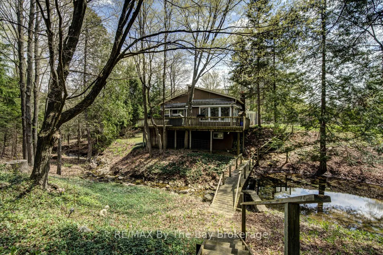 Photo 39 of 8308 County Road 9, Clearview, Creemore — HOMEH