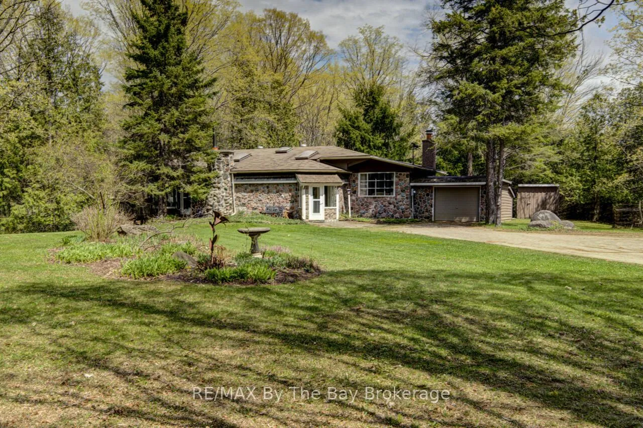 Photo 47 of 8308 County Road 9, Clearview, Creemore — HOMEH