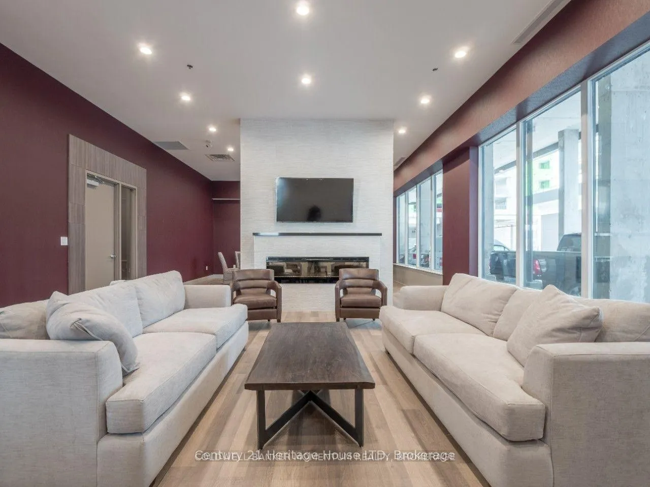 Photo 21 of Unit 608, 560 North Service Road, Grimsby, Grimsby Beach — HOMEH