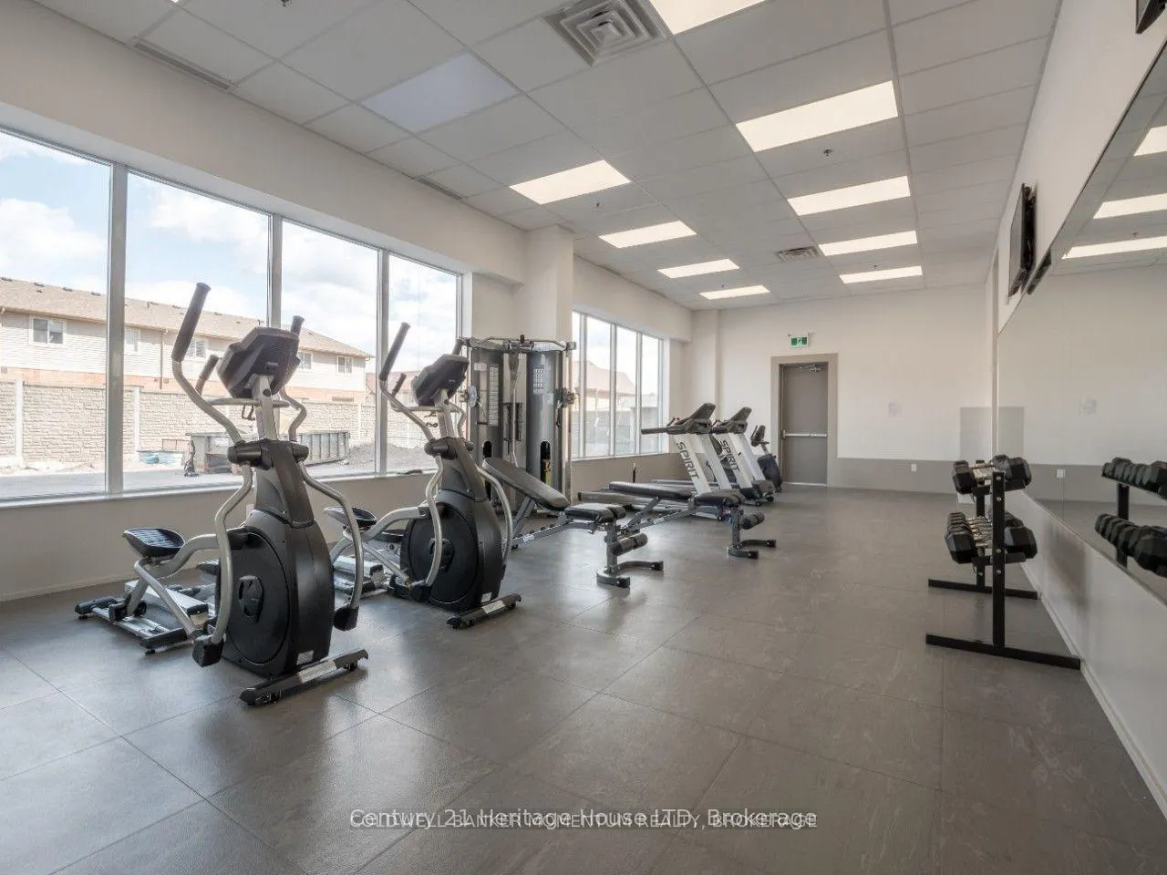 Photo 24 of Unit 608, 560 North Service Road, Grimsby, Grimsby Beach — HOMEH