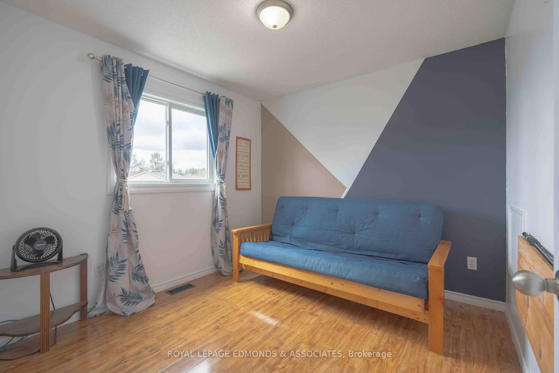 Photo 19 of 9 Dutch Drive, Petawawa — HOMEH