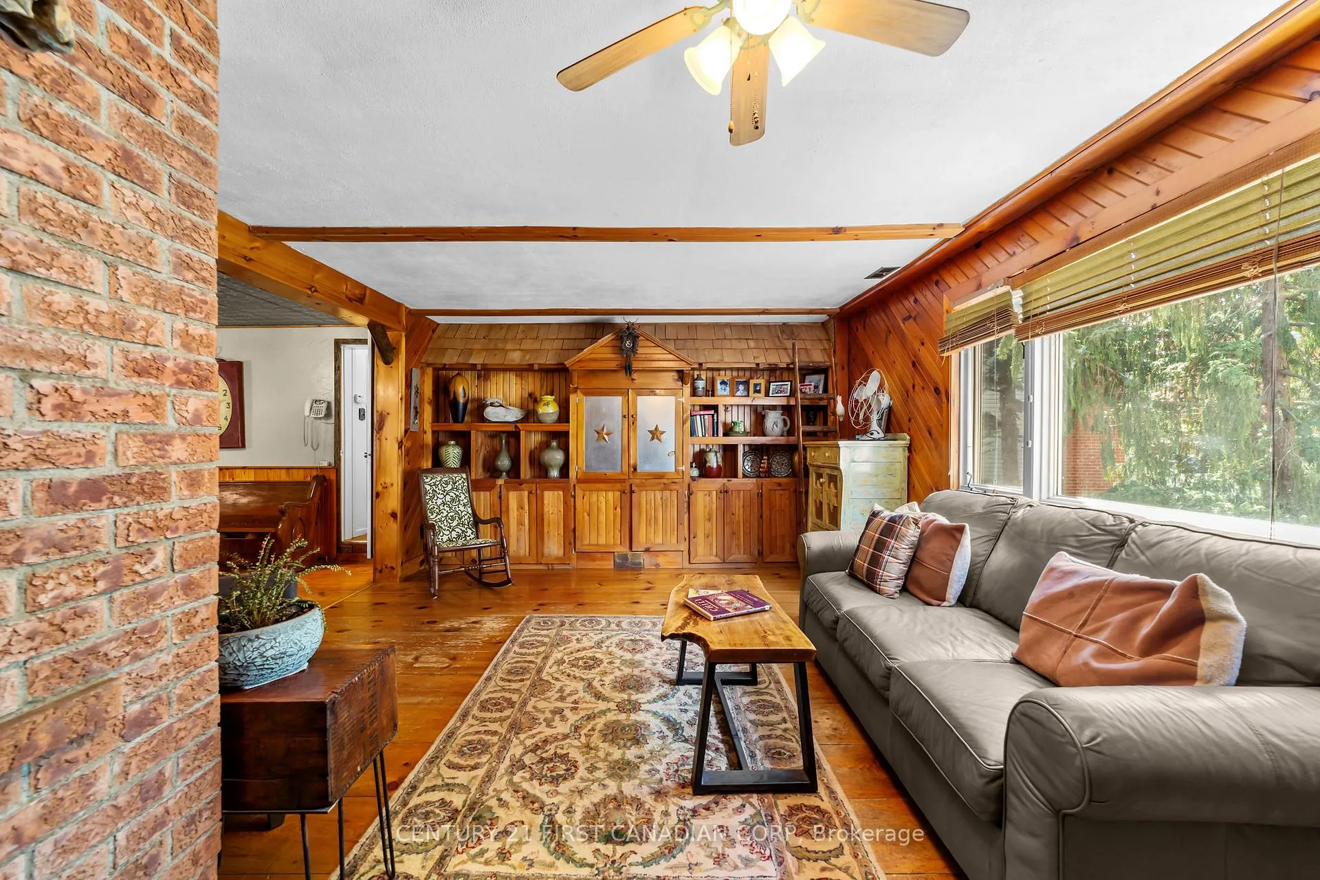 Photo 8 of 35 Park Avenue, St. Thomas — HOMEH