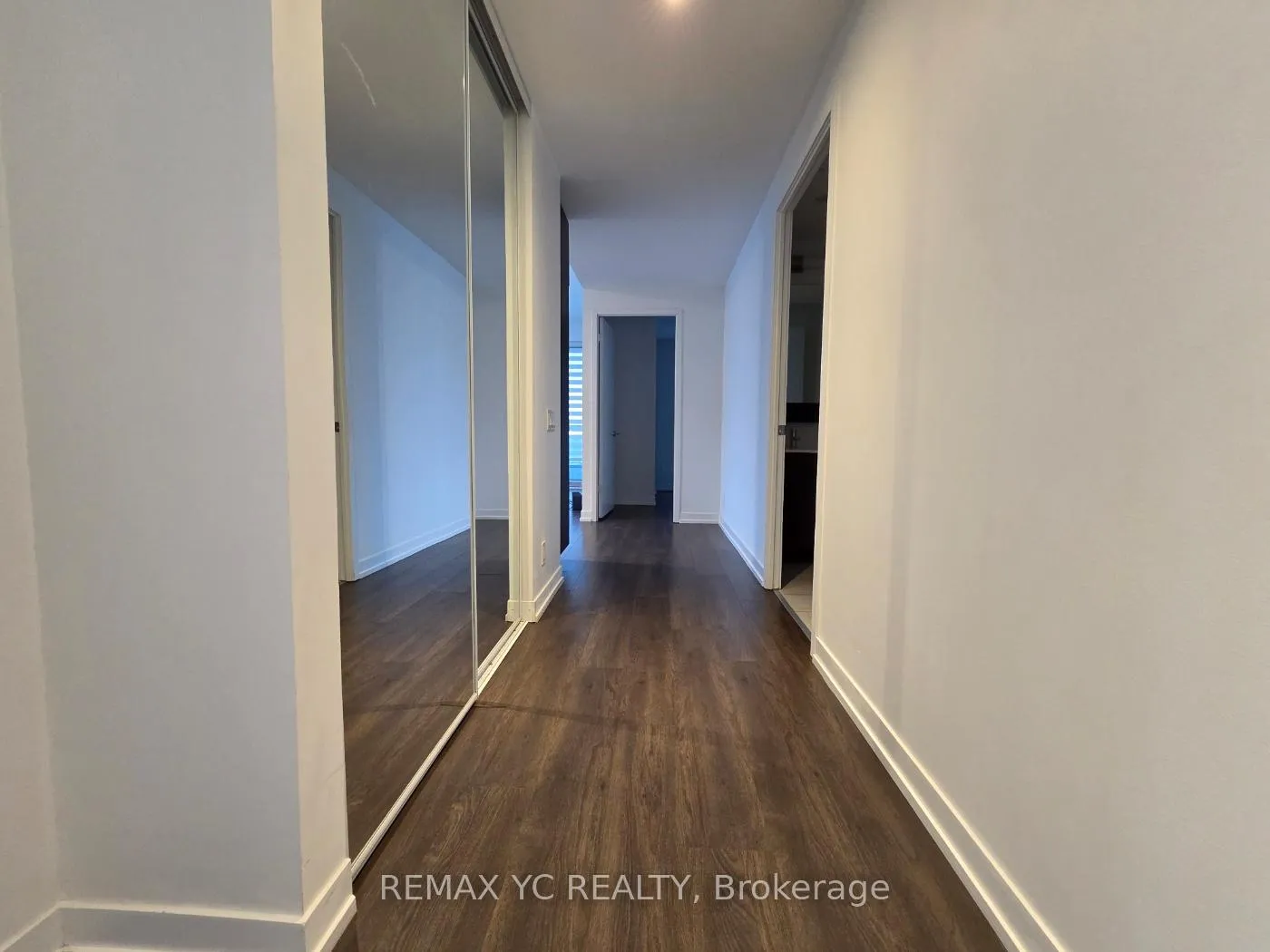 Photo 2 of Unit 5810, 5 Buttermill Avenue, Vaughan, Vaughan Corporate Centre — HOMEH