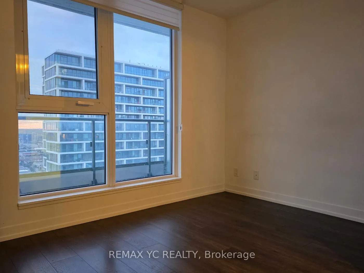 Photo 8 of Unit 5810, 5 Buttermill Avenue, Vaughan, Vaughan Corporate Centre — HOMEH