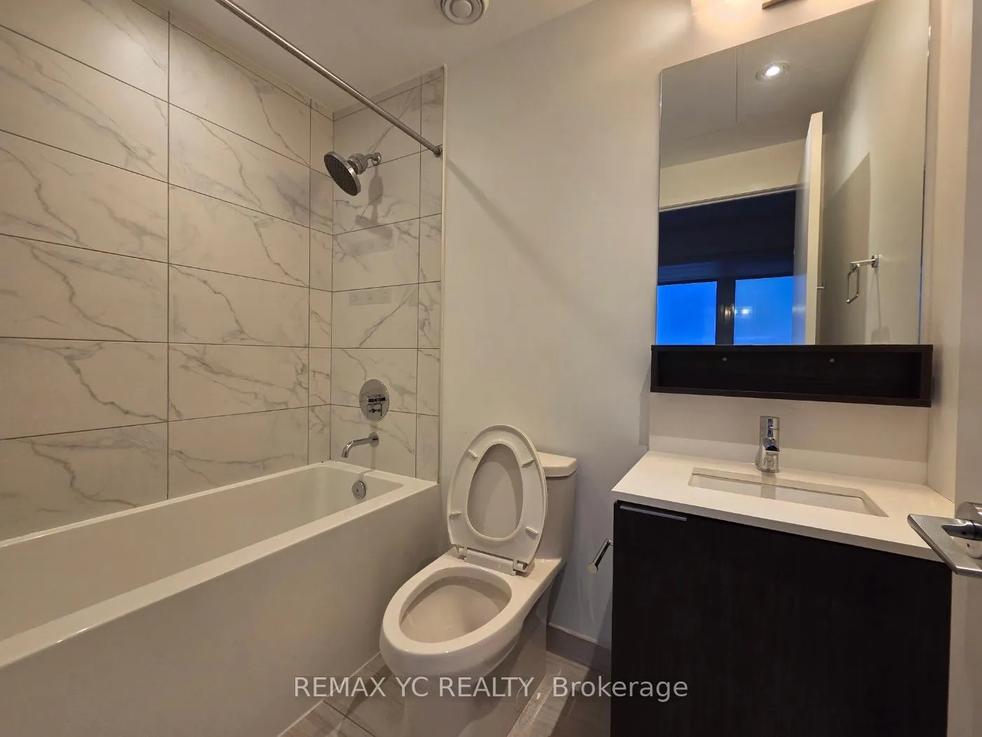 Photo 10 of Unit 5810, 5 Buttermill Avenue, Vaughan, Vaughan Corporate Centre — HOMEH