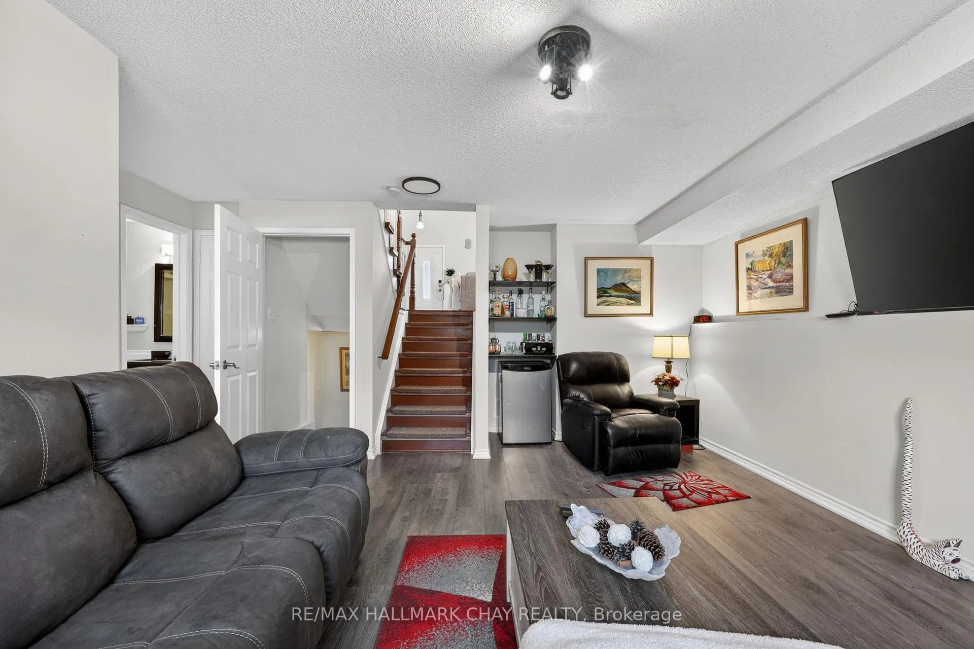 Photo 22 of 62 Leggott Avenue, Barrie, Painswick North — HOMEH