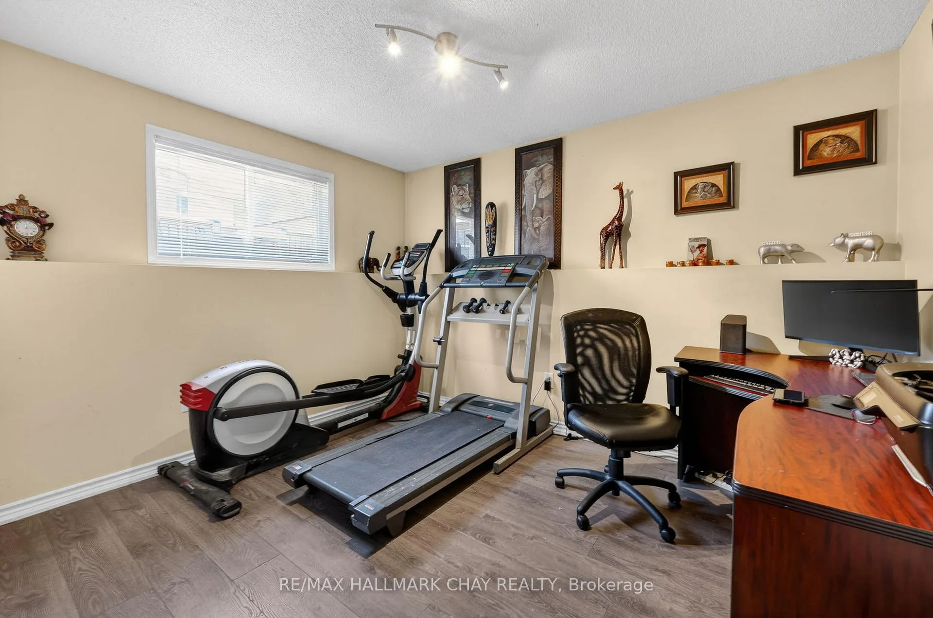 Photo 24 of 62 Leggott Avenue, Barrie, Painswick North — HOMEH