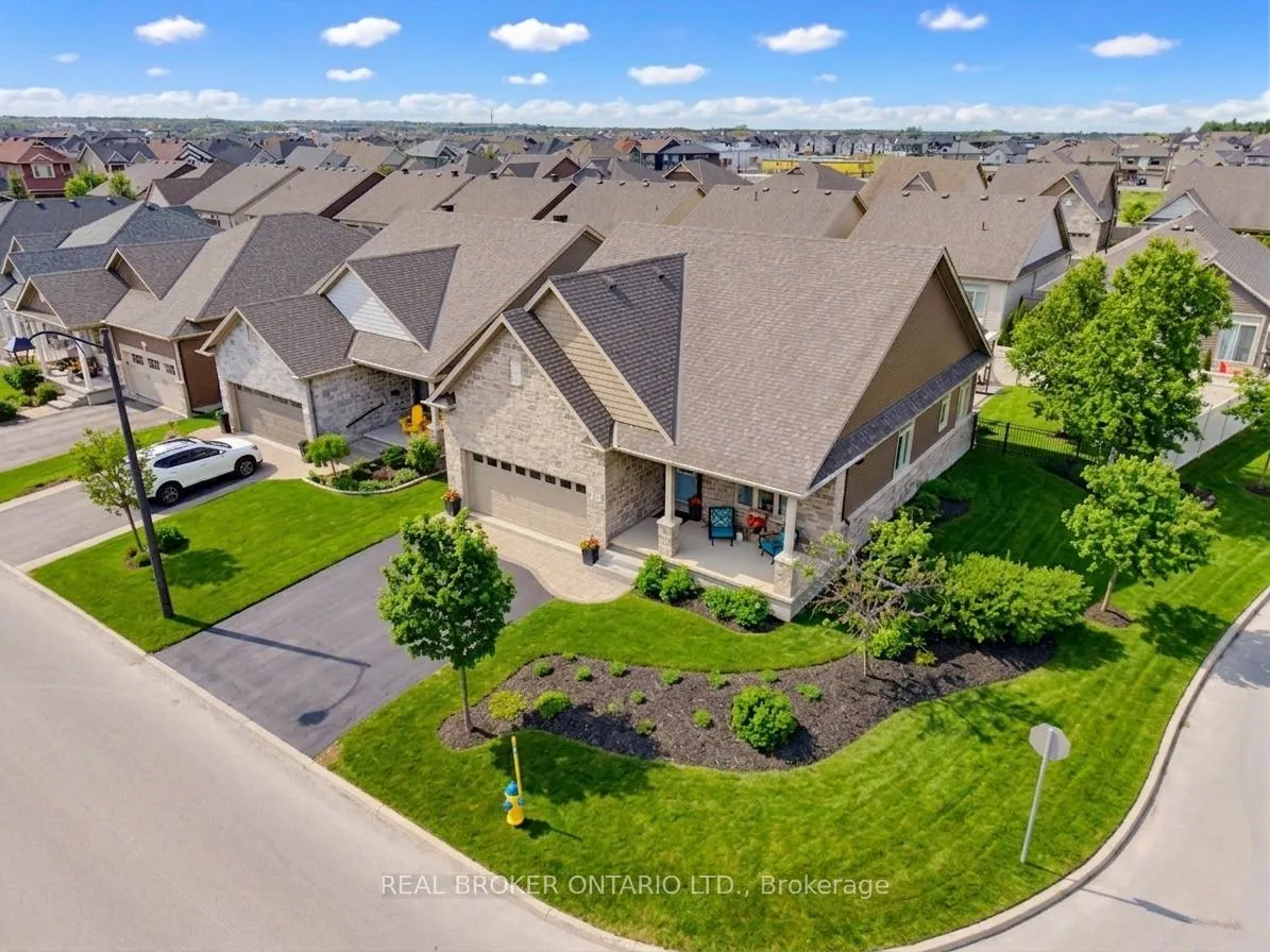 Front of 341 Bobolink Ridge