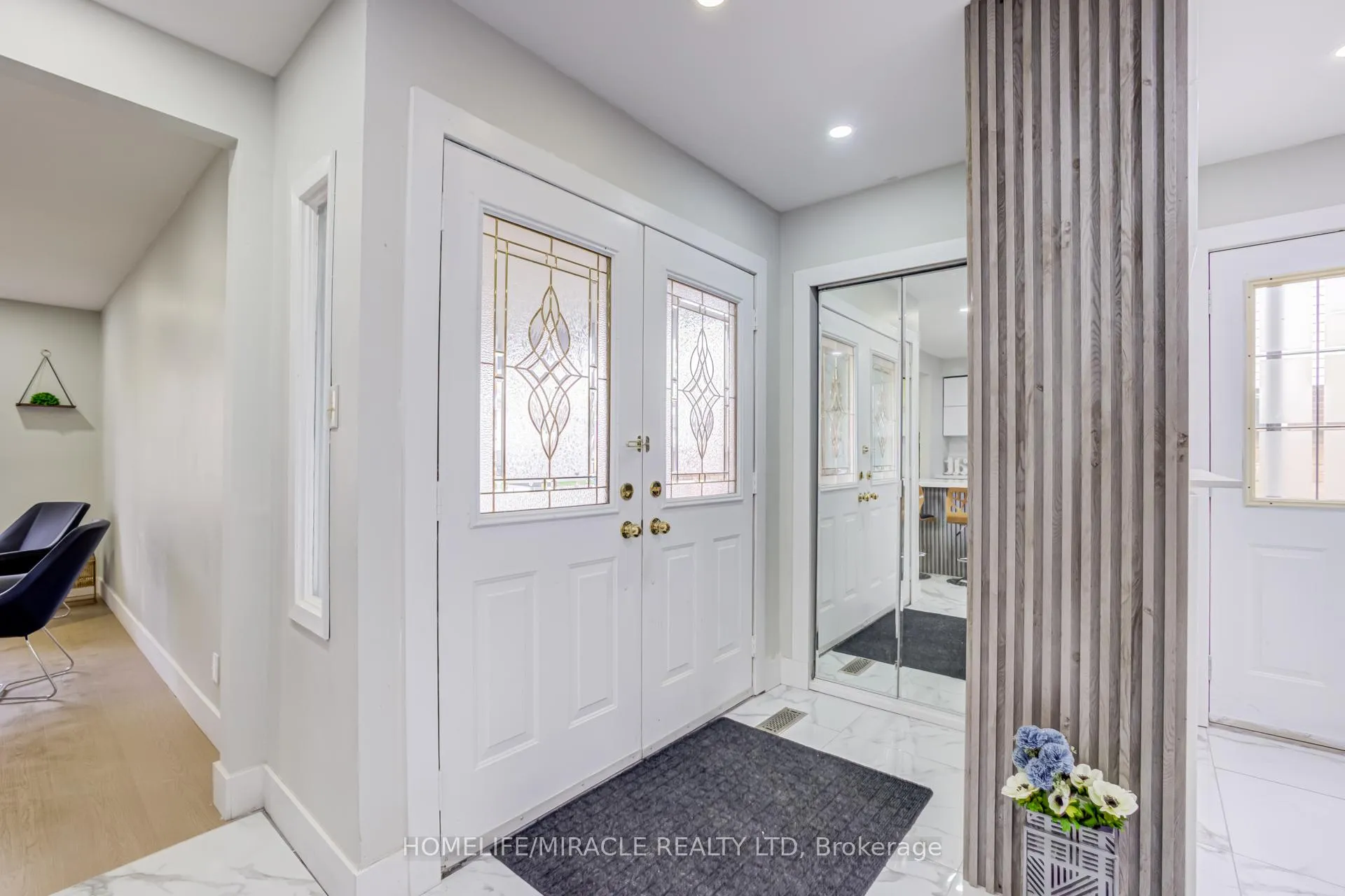 Photo 6 of 122 Ormond Drive, Oshawa, Samac — HOMEH