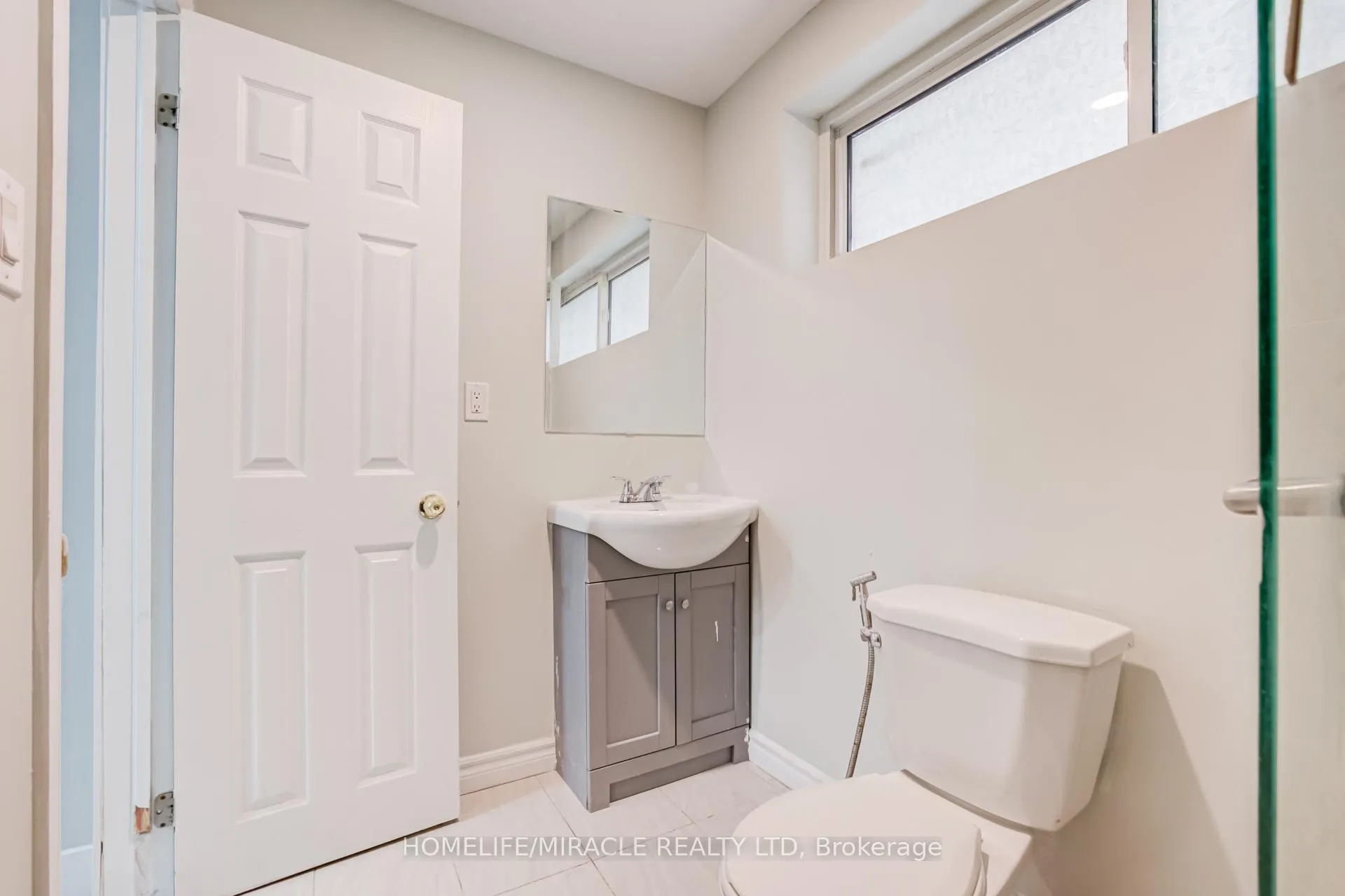 Photo 41 of 122 Ormond Drive, Oshawa, Samac — HOMEH