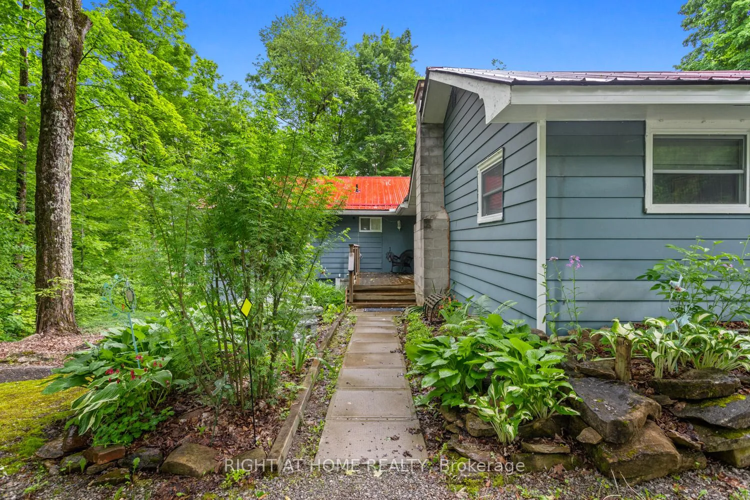Photo 9 of 96 Suter Drive, Kawartha Lakes, Laxton/Digby/Longford — HOMEH