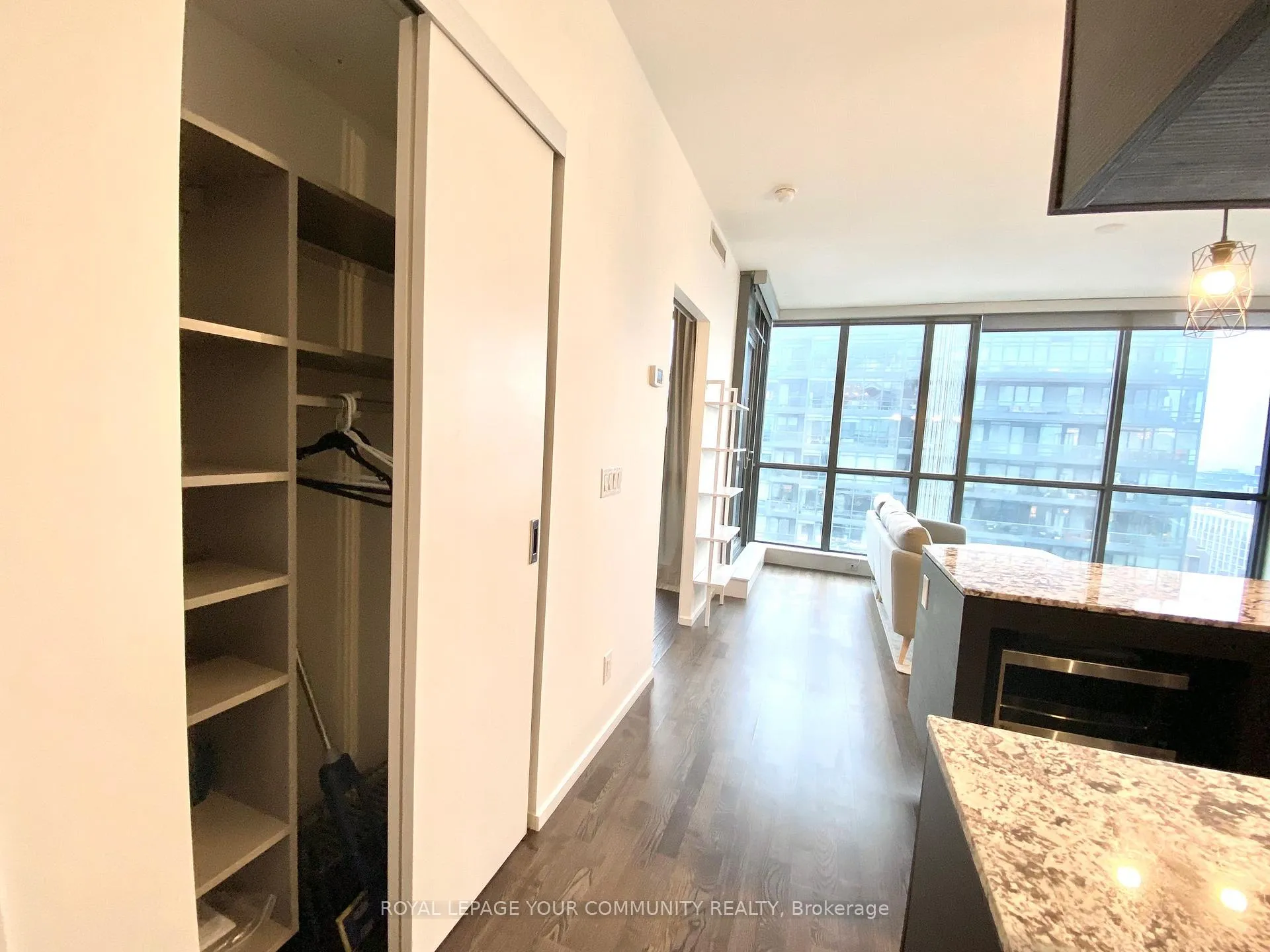 Photo 7 of Unit 1708, 8 Charlotte Street, Toronto, Waterfront Communities — HOMEH