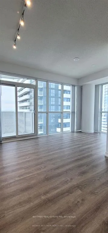 Photo 2 of Unit 4115, 195 Commerce Street, Vaughan, Vaughan Corporate Centre — HOMEH