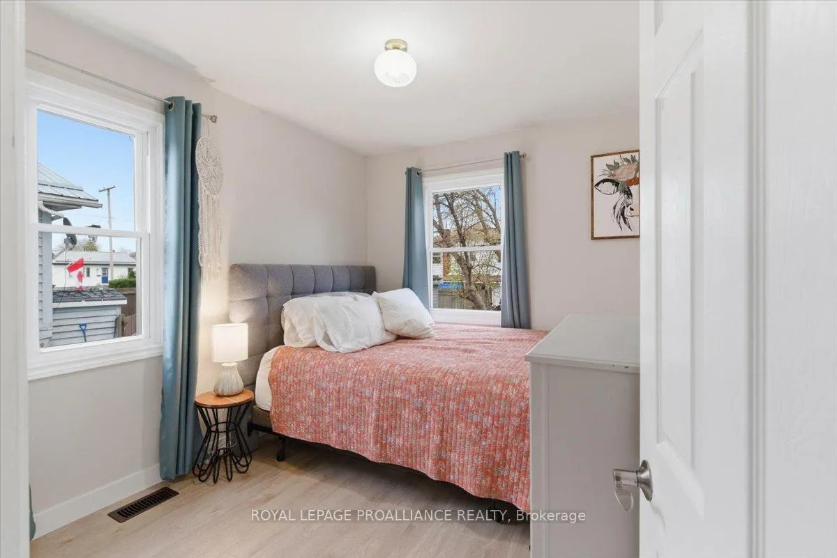 Photo 24 of 63 Princess Street, Quinte West, Trenton Ward — HOMEH