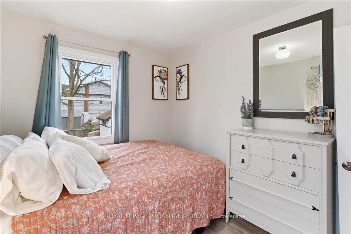 Photo 25 of 63 Princess Street, Quinte West, Trenton Ward — HOMEH