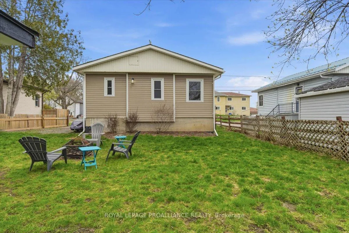 Photo 46 of 63 Princess Street, Quinte West, Trenton Ward — HOMEH