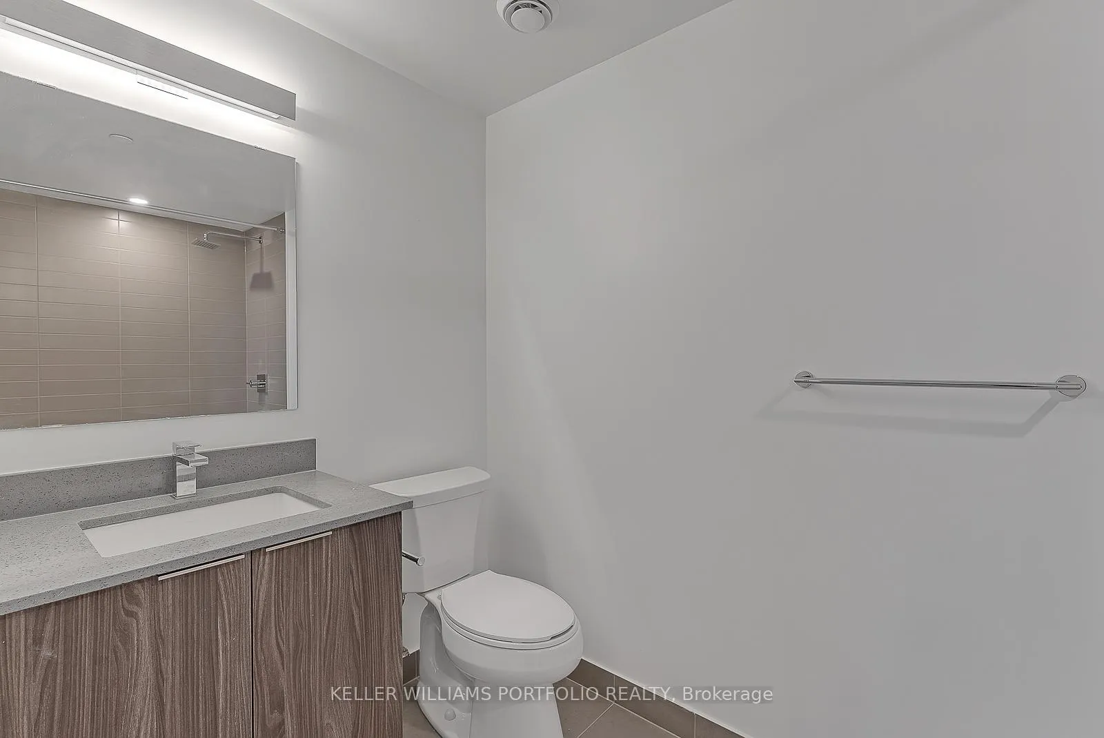 Photo 2 of Unit 5209, 501 Yonge Street, Toronto, Church-Yonge Corridor — HOMEH