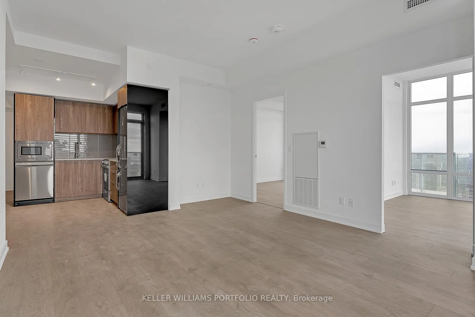 Photo 20 of Unit 5209, 501 Yonge Street, Toronto, Church-Yonge Corridor — HOMEH