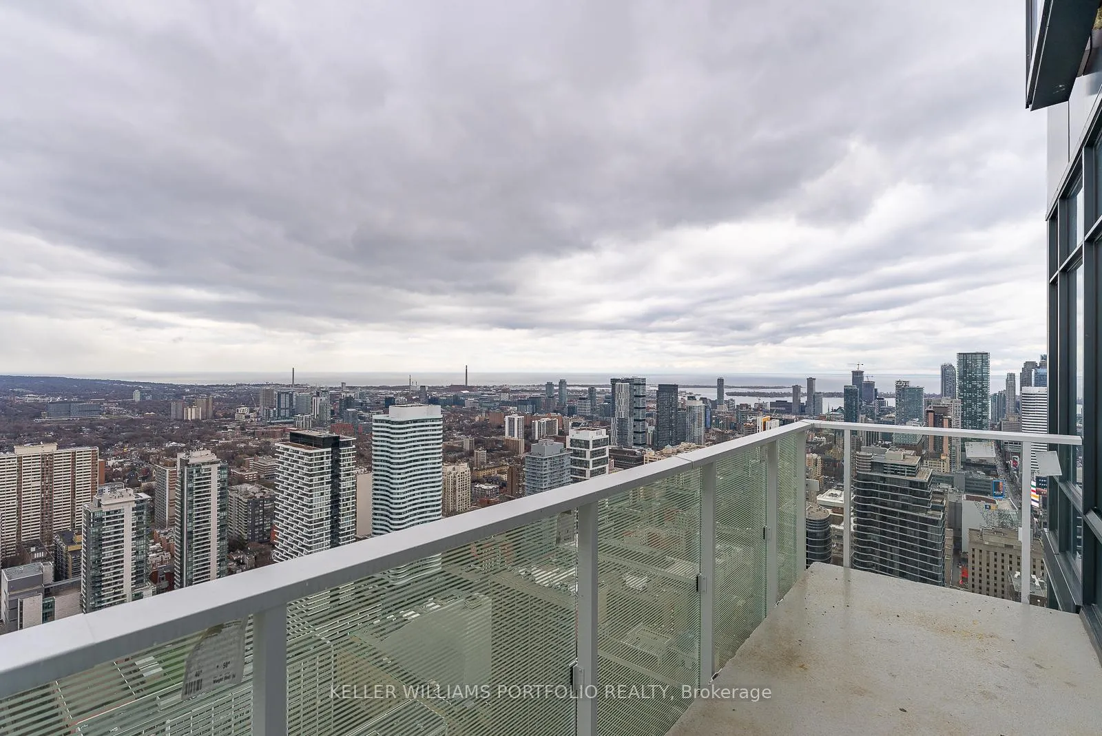 Photo 25 of Unit 5209, 501 Yonge Street, Toronto, Church-Yonge Corridor — HOMEH