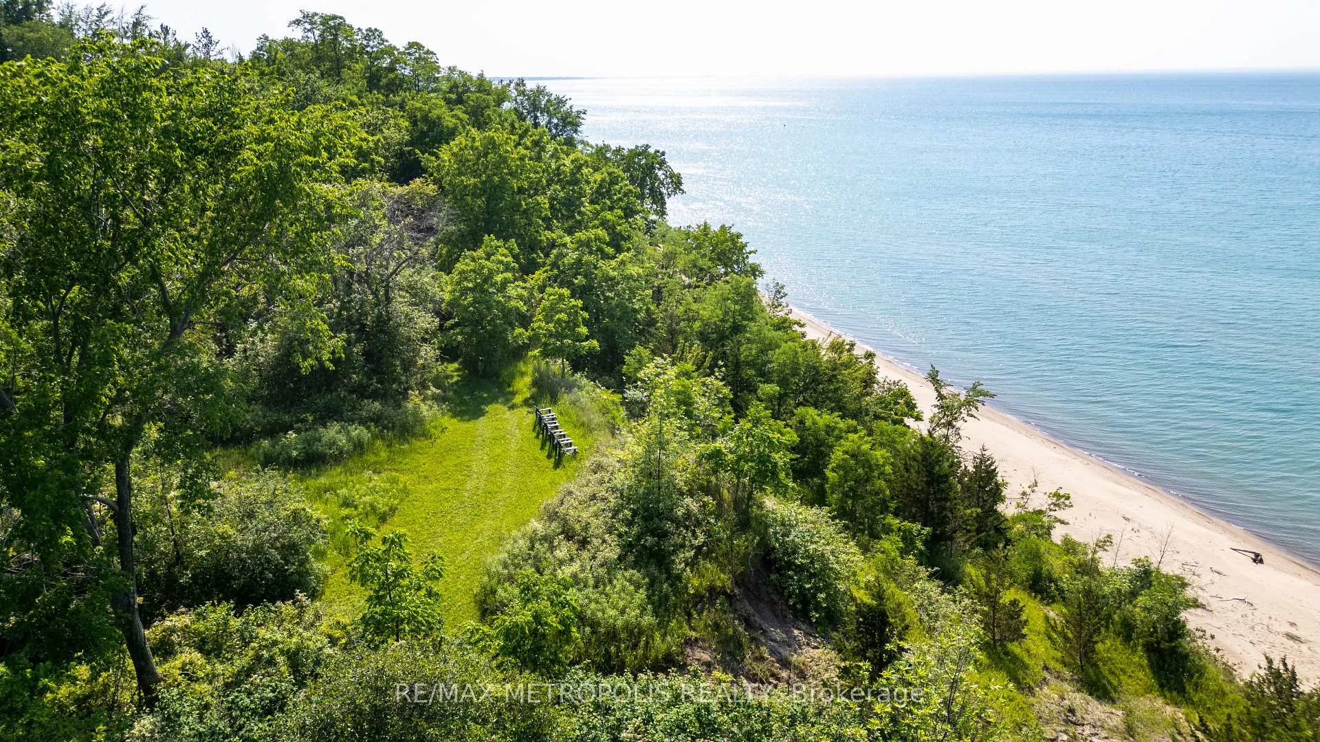 Photo 19 of 7073 Blue Coast Heights, Plympton-Wyoming, Plympton Wyoming — HOMEH