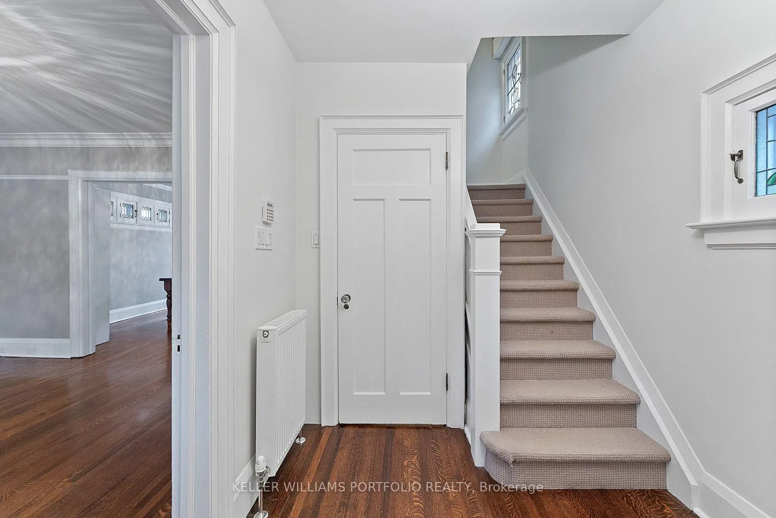 Photo 6 of 145 Glengrove Avenue W, Toronto, Lawrence Park South — HOMEH