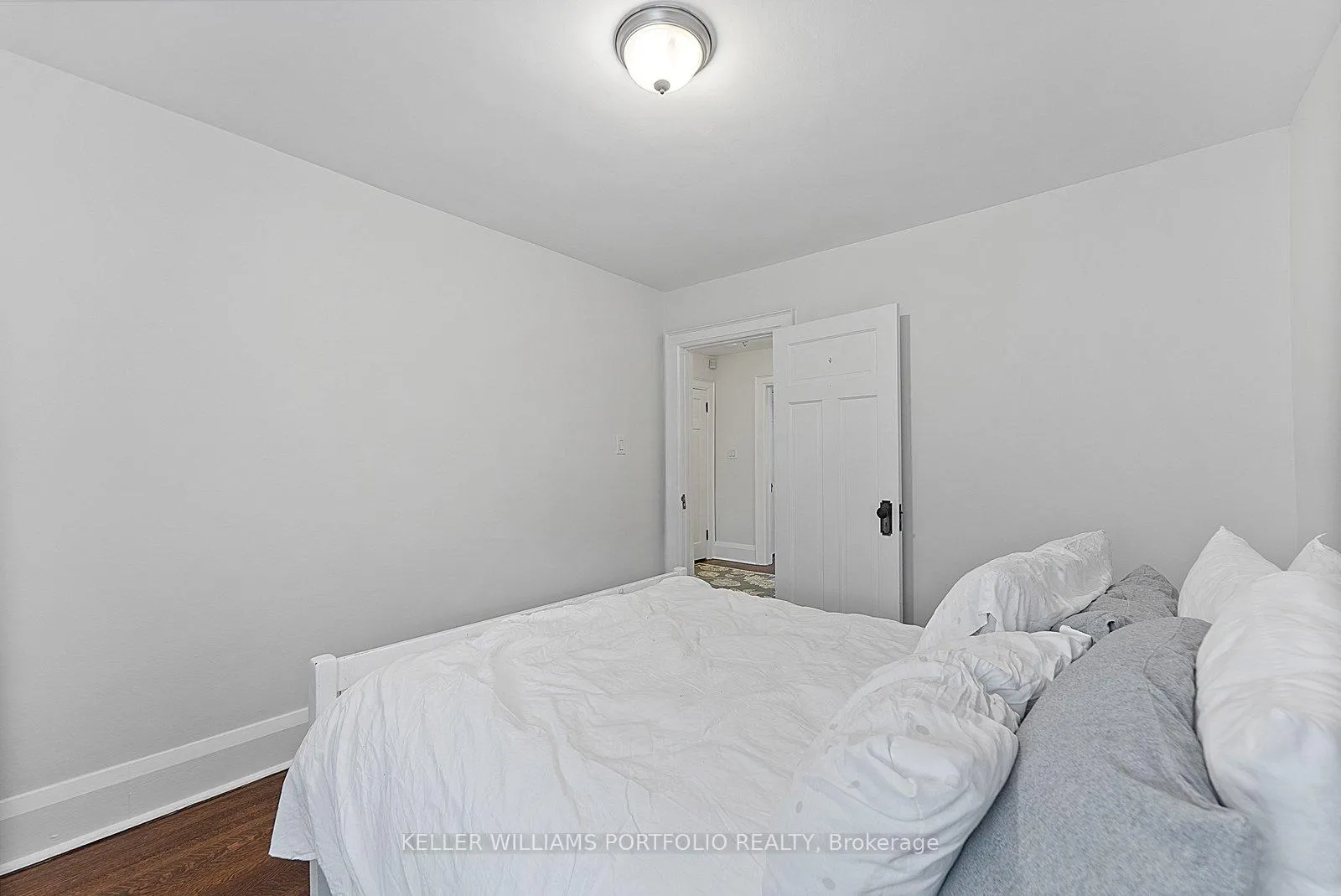 Photo 35 of 145 Glengrove Avenue W, Toronto, Lawrence Park South — HOMEH