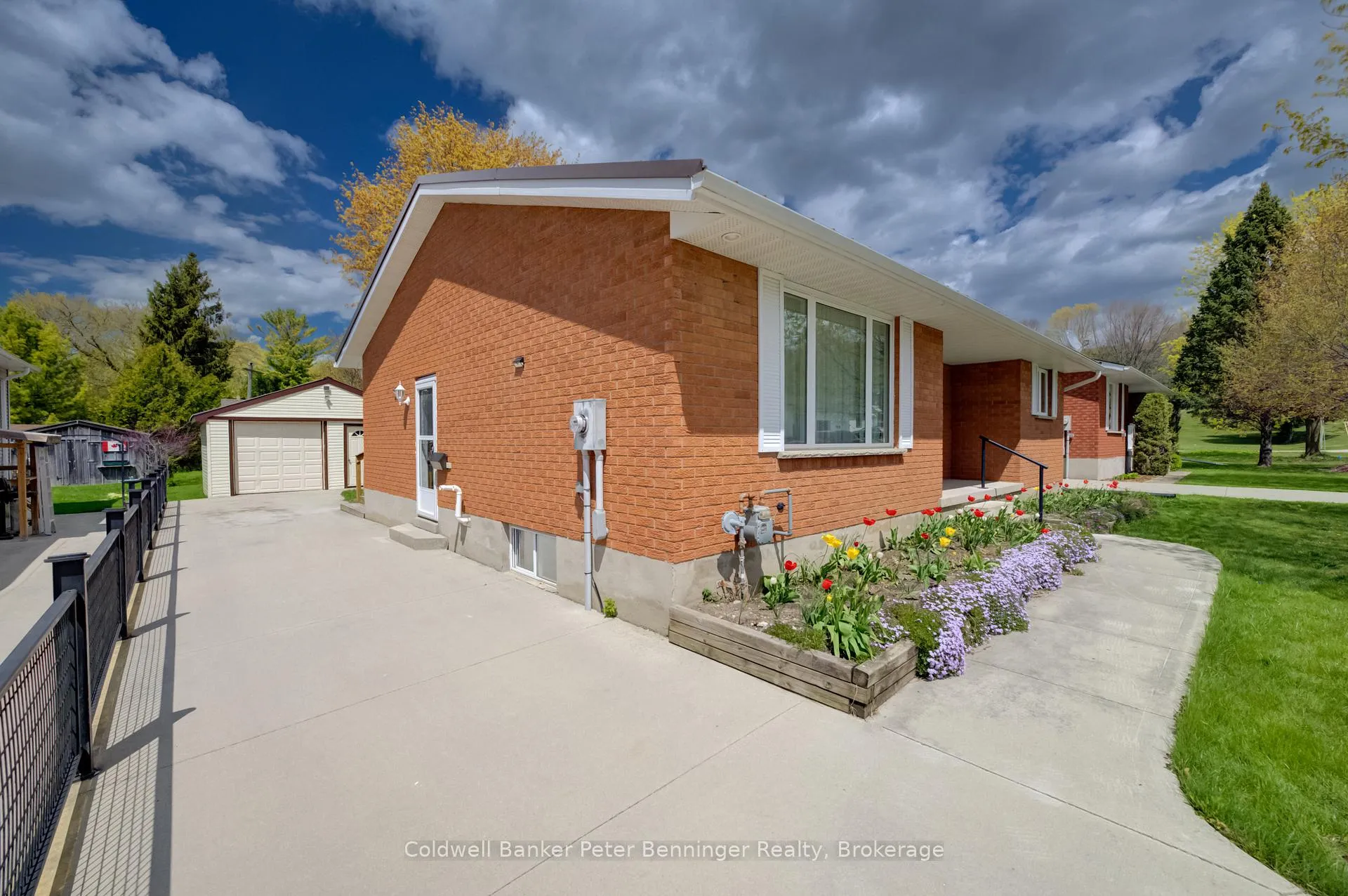 Photo 4 of 106 Orange Street, Brockton — HOMEH