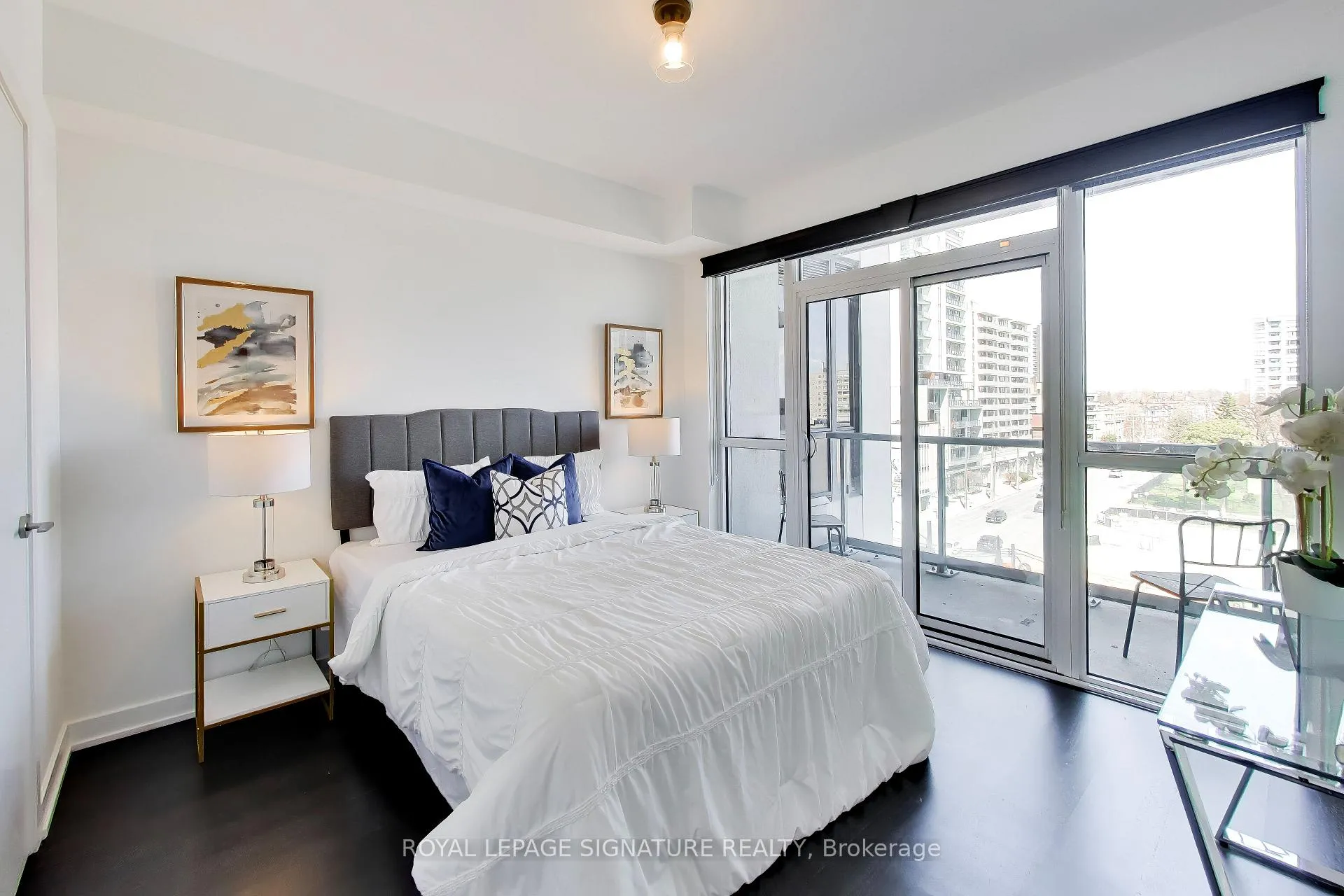 Photo 12 of Unit 501, 501 St Clair Avenue W, Toronto, Casa Loma — HOMEH
