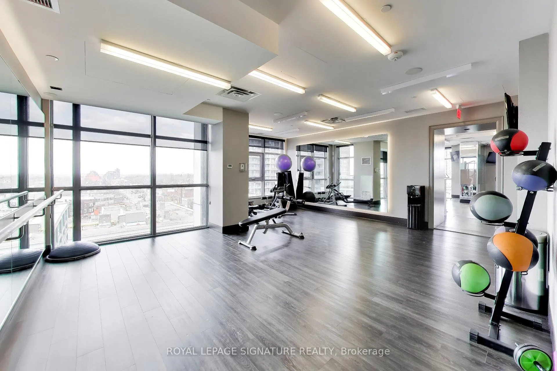 Photo 22 of Unit 501, 501 St Clair Avenue W, Toronto, Casa Loma — HOMEH