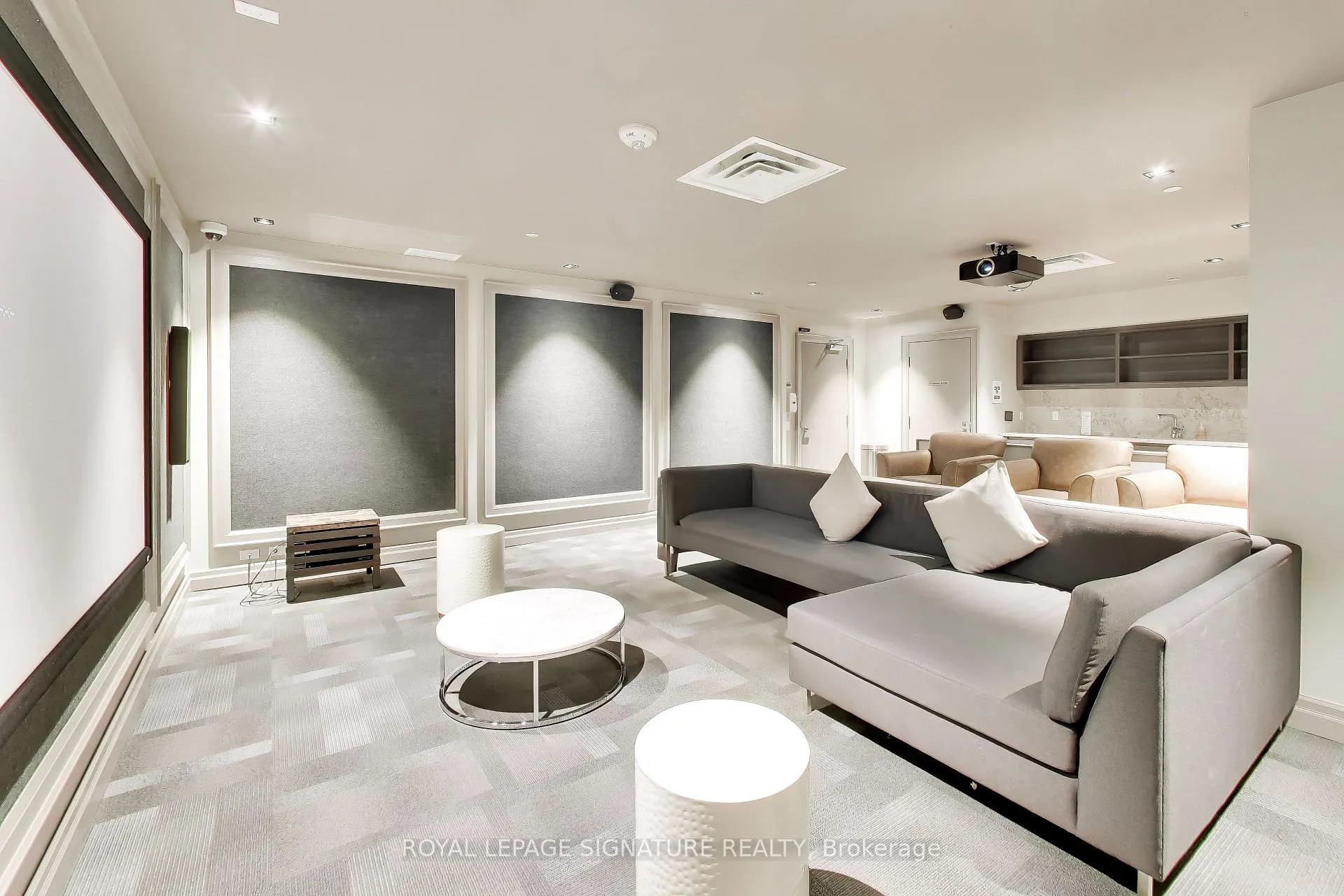 Photo 34 of Unit 501, 501 St Clair Avenue W, Toronto, Casa Loma — HOMEH