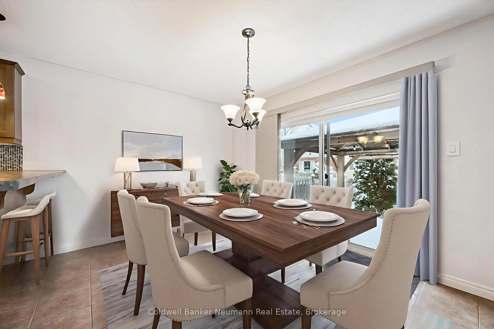 Photo 9 of 176 Colonial Drive, Guelph, Pineridge/Westminster Woods — HOMEH