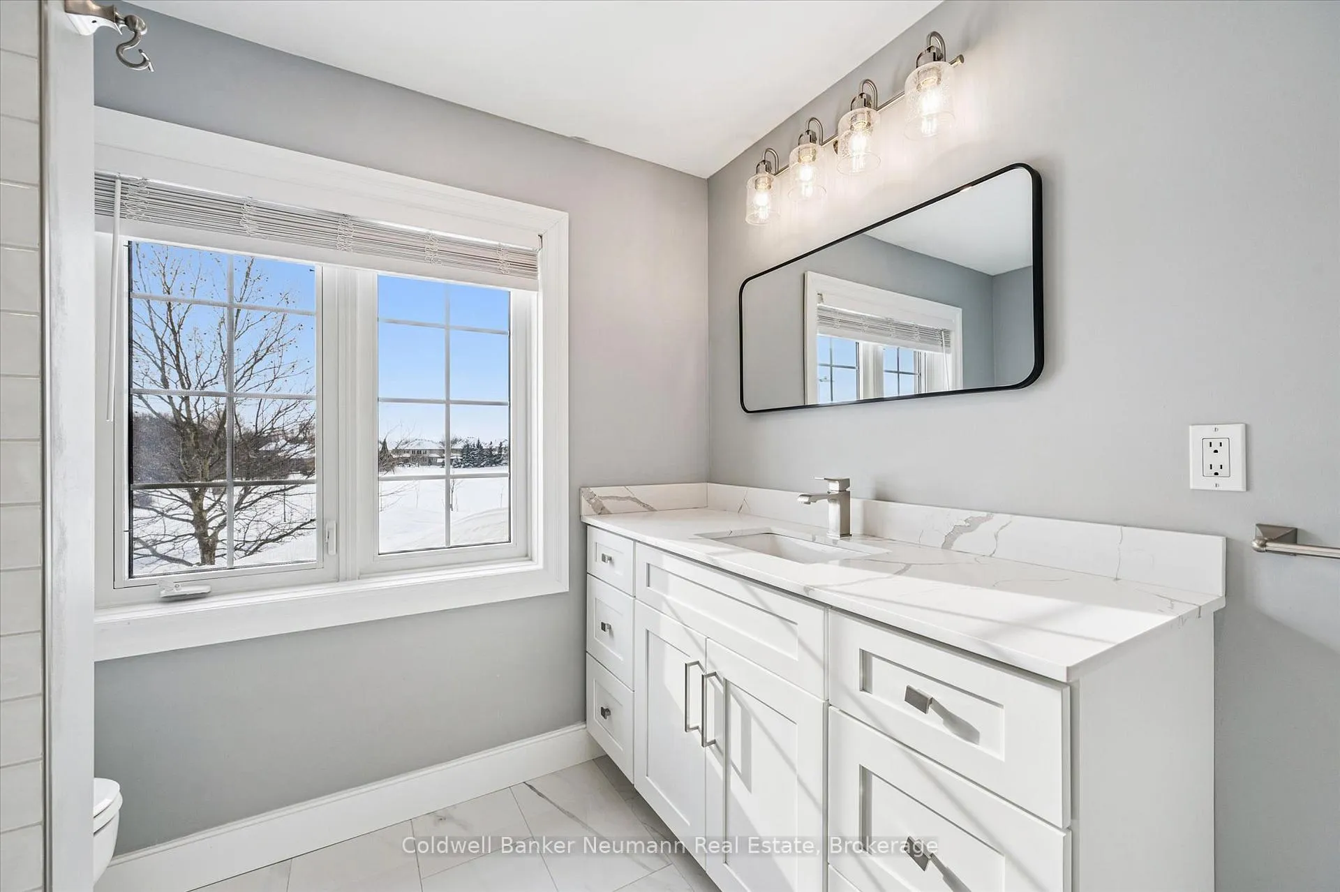 Photo 23 of 176 Colonial Drive, Guelph, Pineridge/Westminster Woods — HOMEH